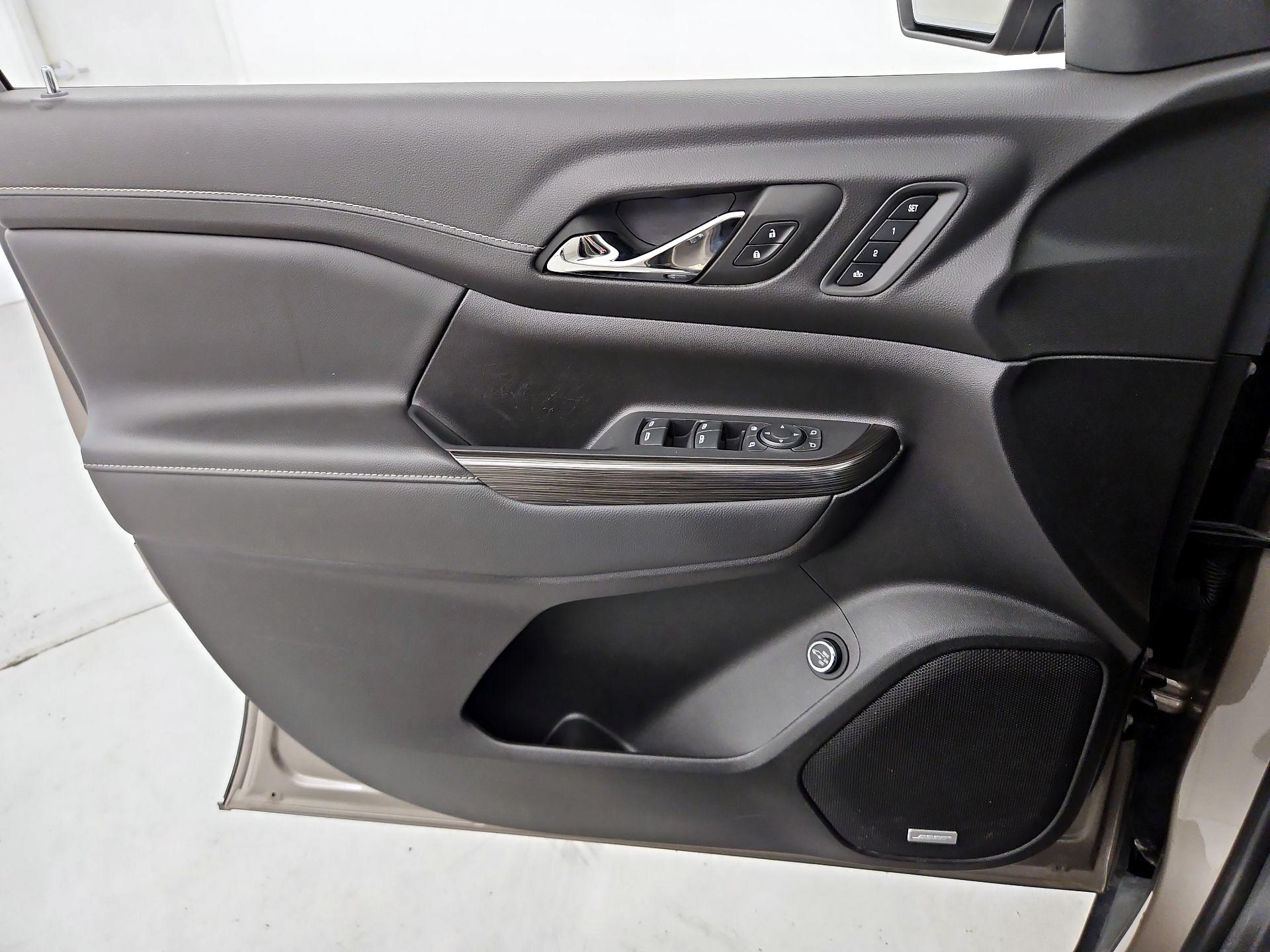 Thumbnail: 2023 GMC Acadia - 12