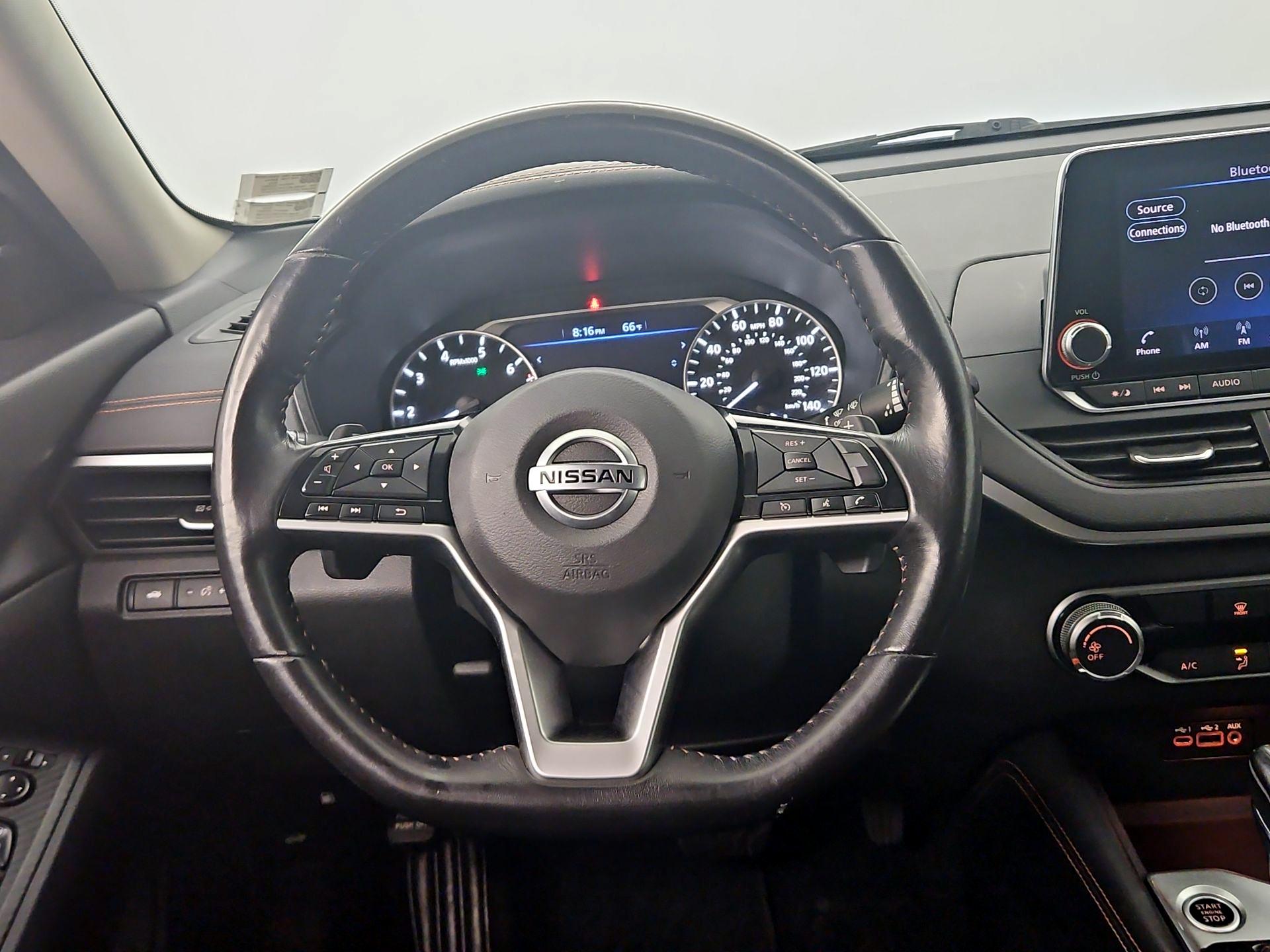 Thumbnail: 2019 Nissan Altima - 10