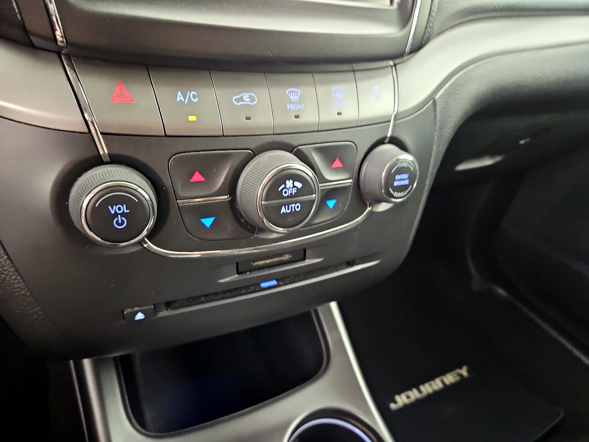 Thumbnail: 2016 Dodge Journey - 17