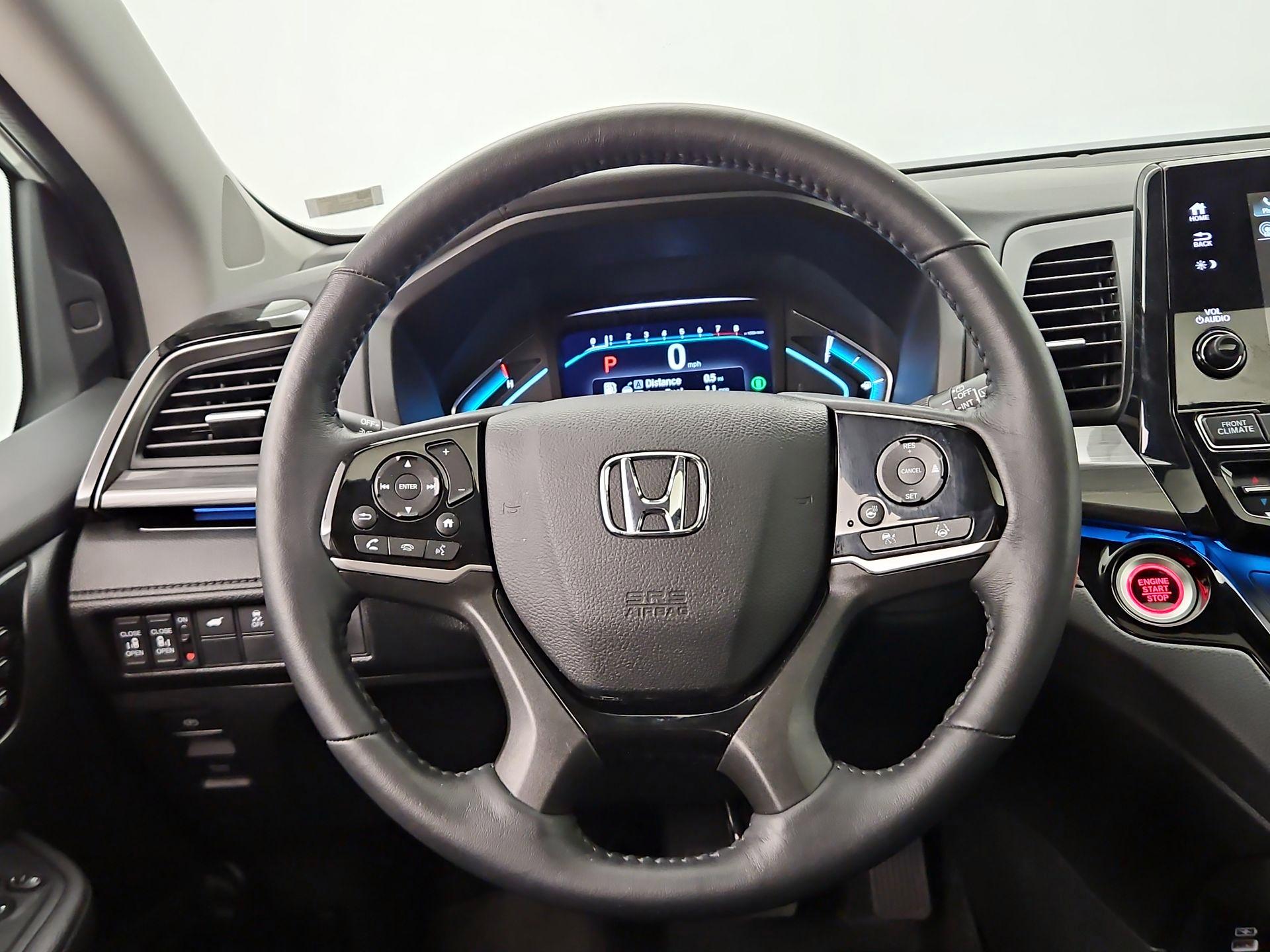 Thumbnail: 2023 Honda Odyssey - 10