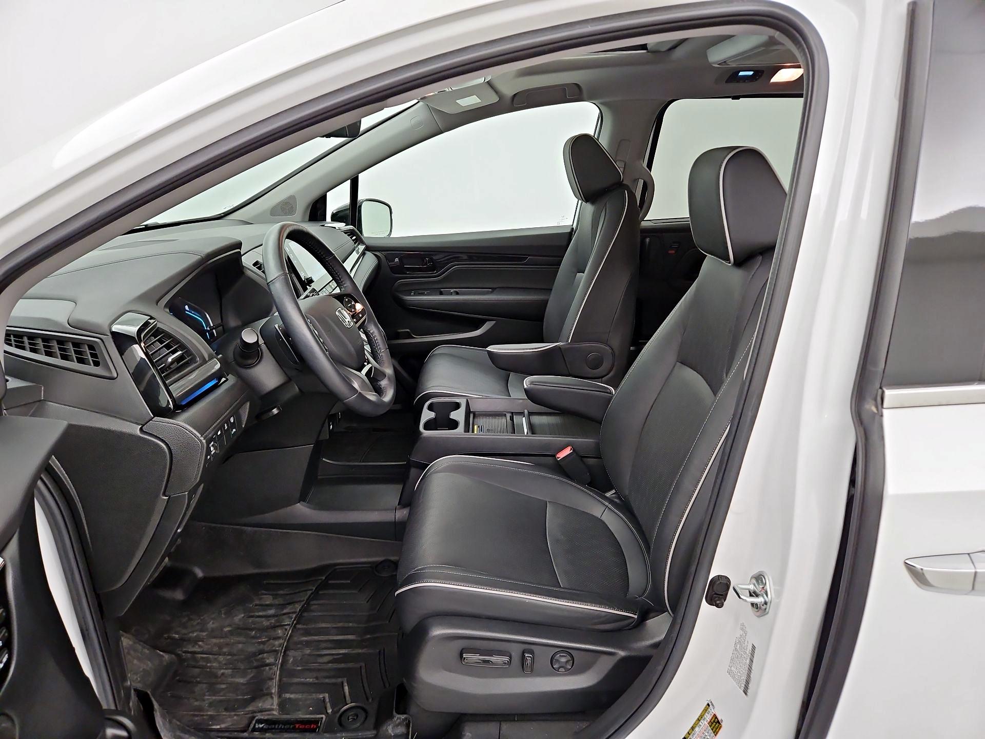 Thumbnail: 2023 Honda Odyssey - 11