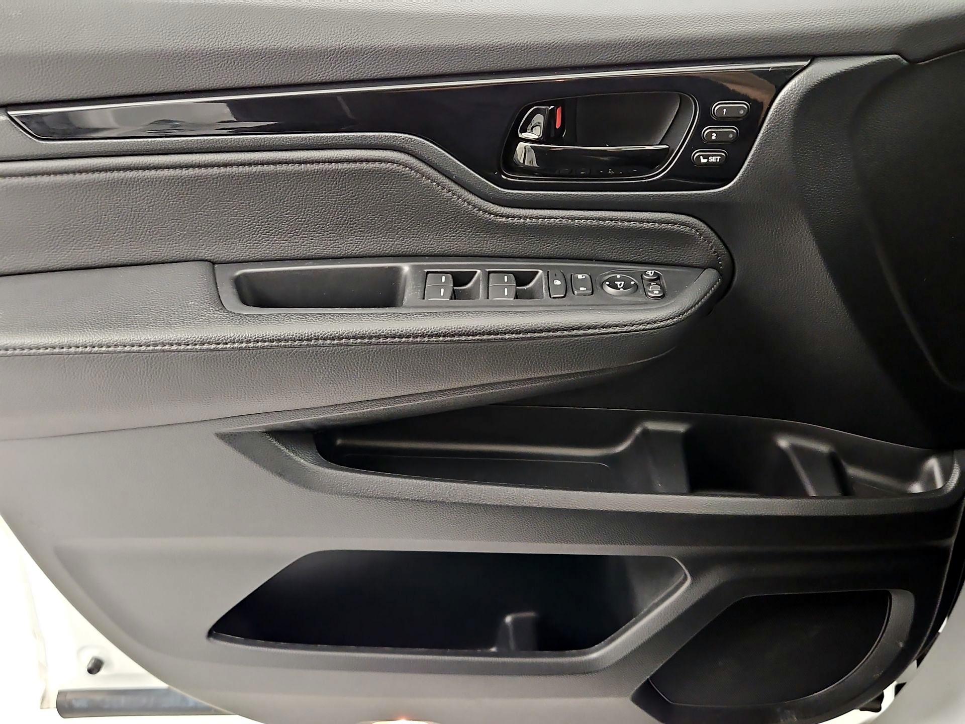 Thumbnail: 2023 Honda Odyssey - 12