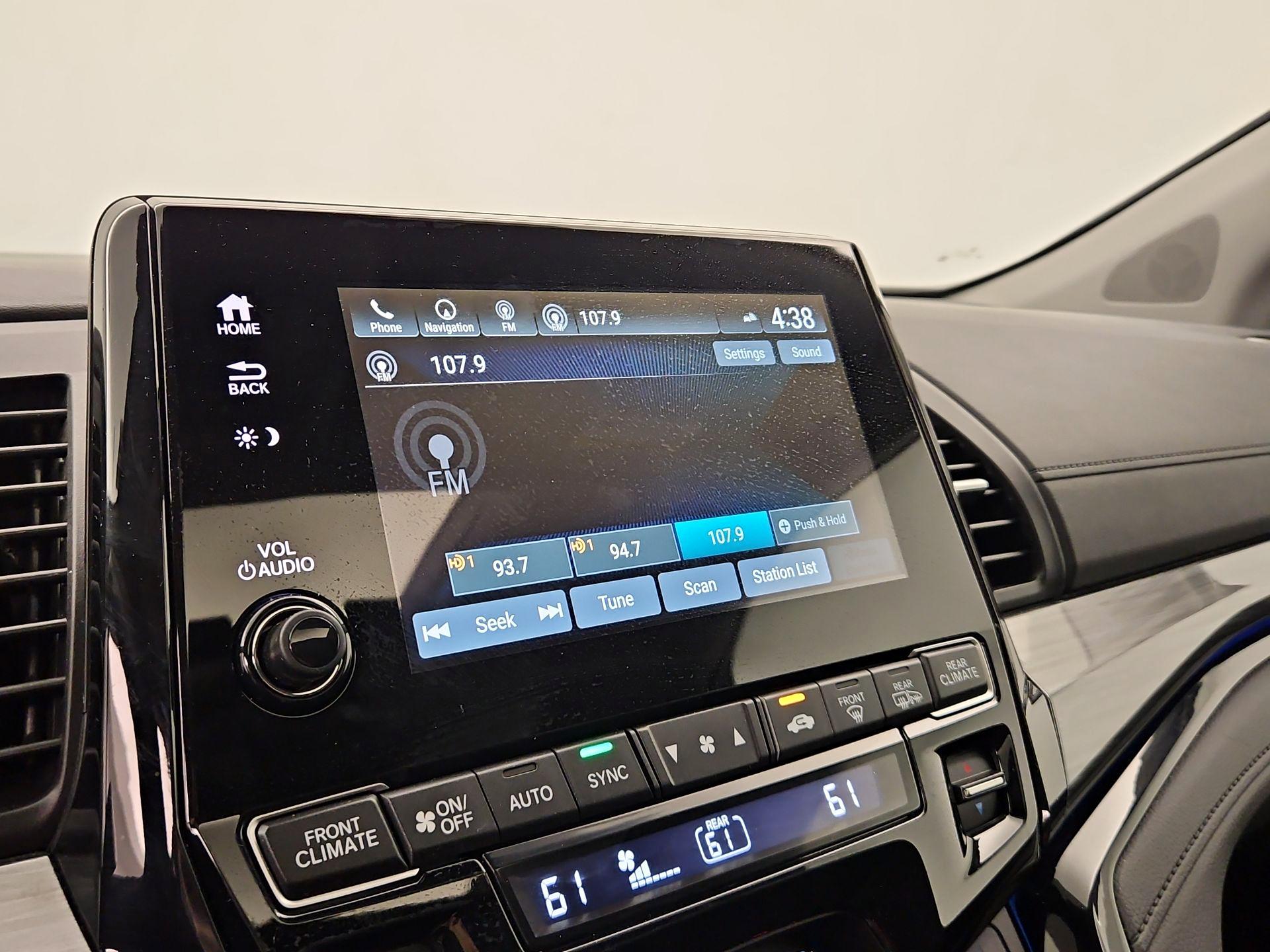 Thumbnail: 2023 Honda Odyssey - 16