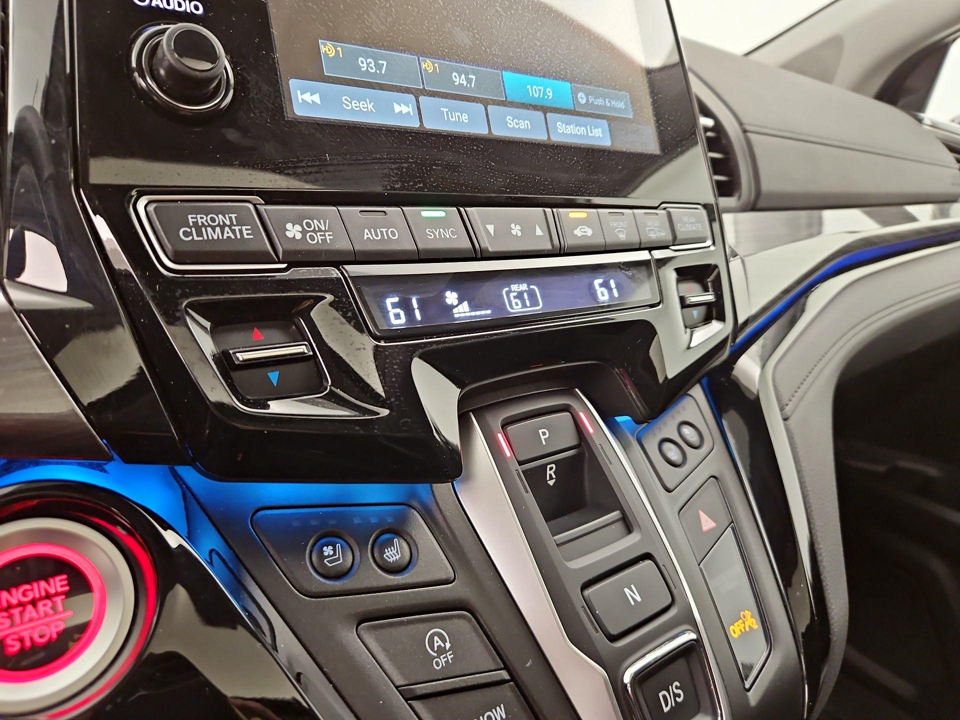 Thumbnail: 2023 Honda Odyssey - 17