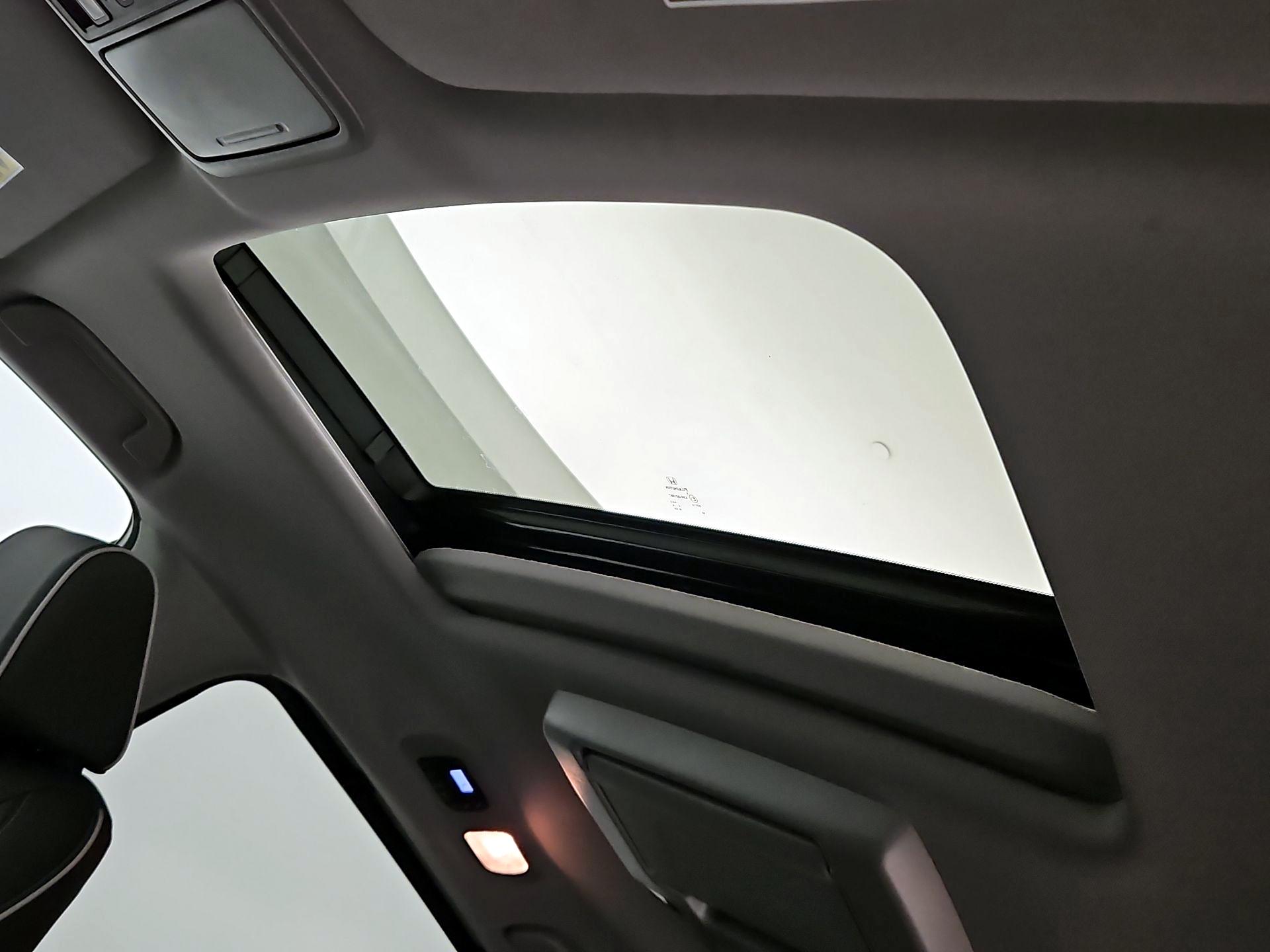 Thumbnail: 2023 Honda Odyssey - 20