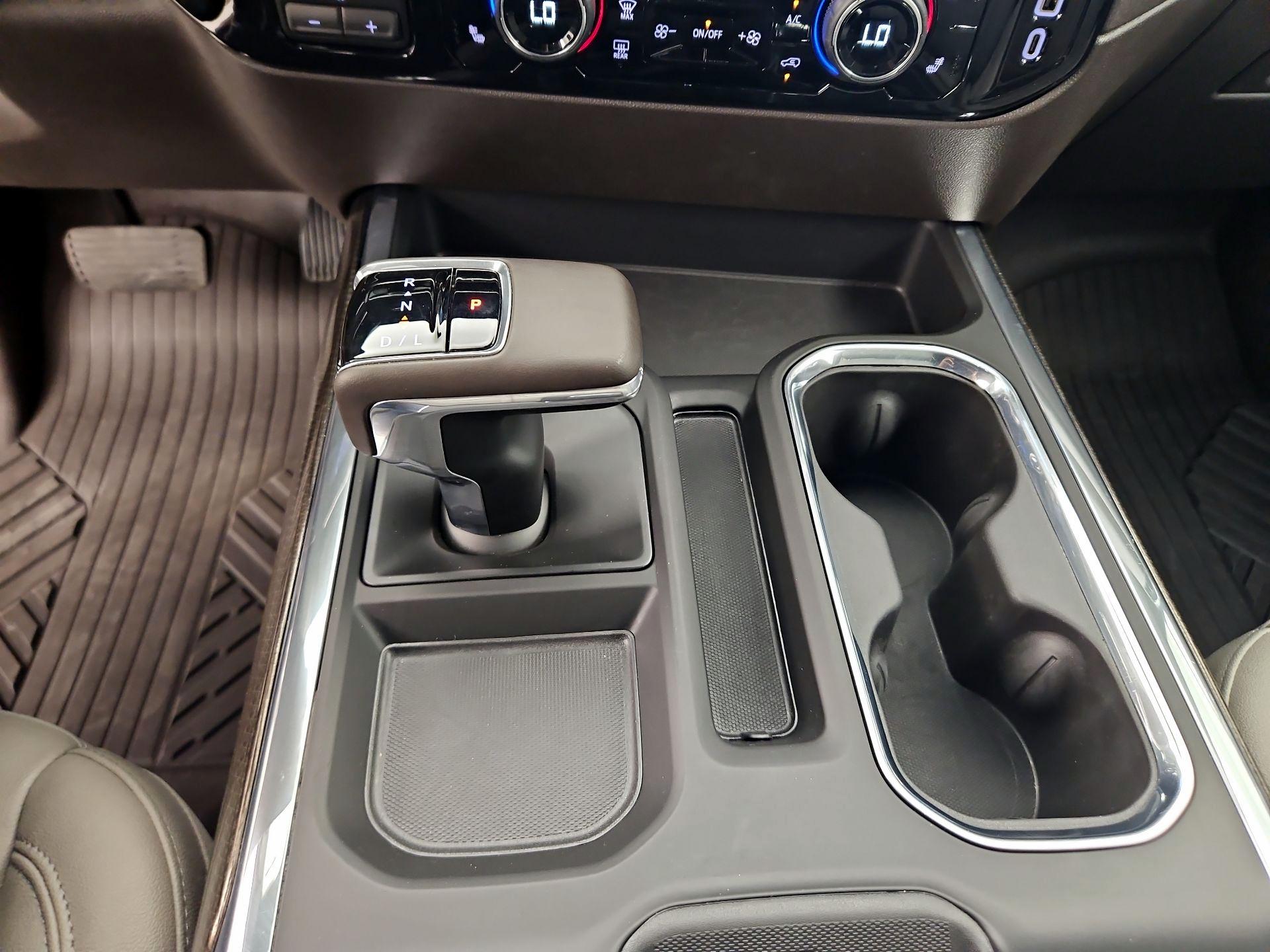 Thumbnail: 2025 Chevrolet Silverado 1500 - 17