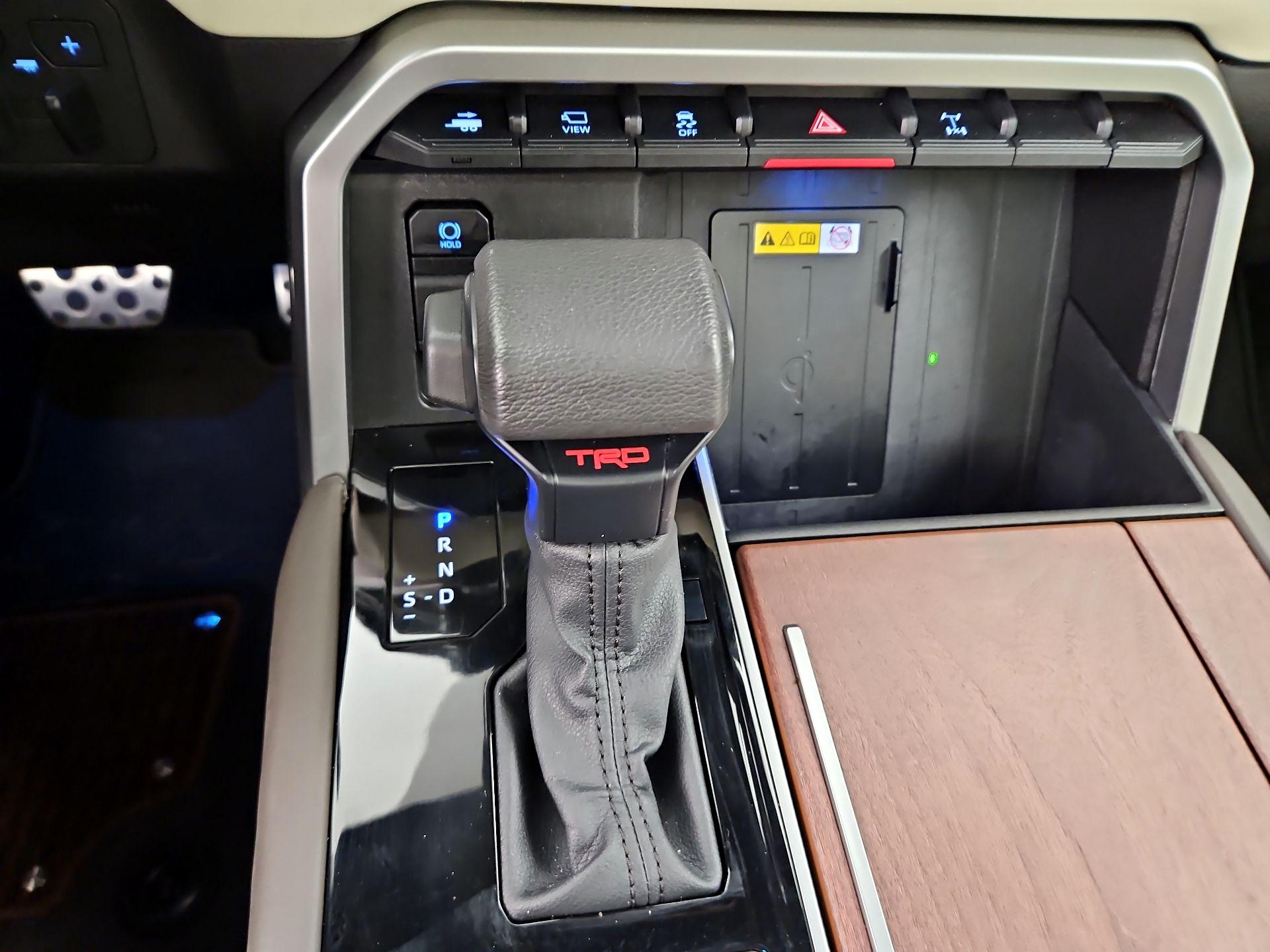 Thumbnail: 2024 Toyota Tundra - 17