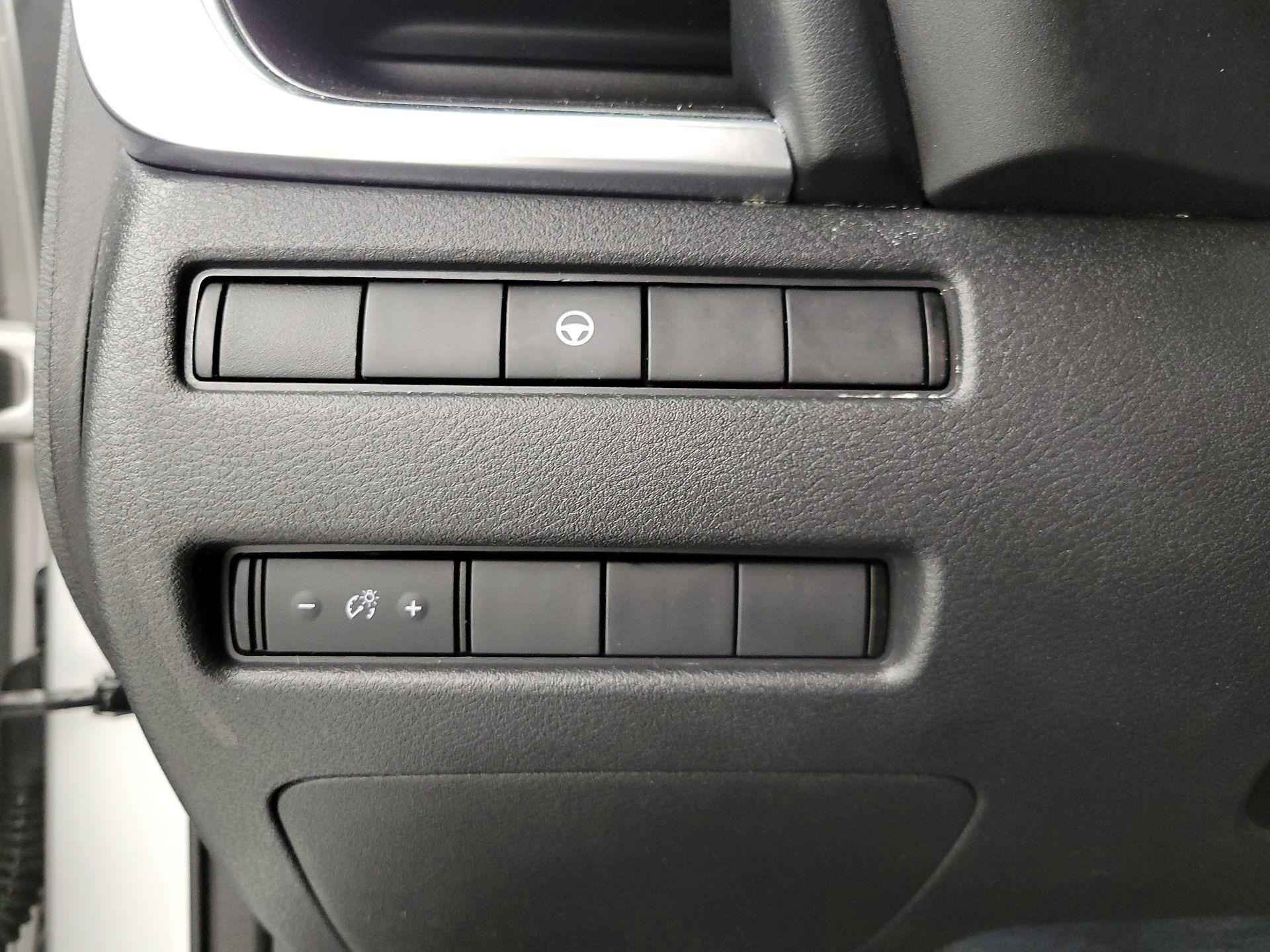 Thumbnail: 2022 Nissan Rogue - 13