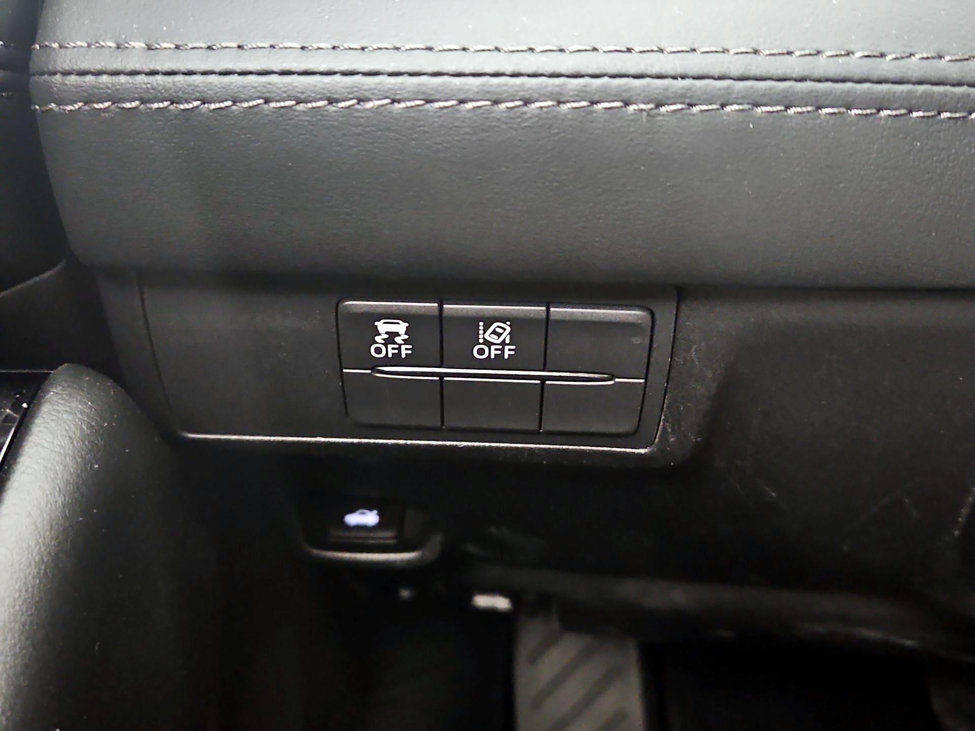 Thumbnail: 2018 Mazda Mazda6 - 13