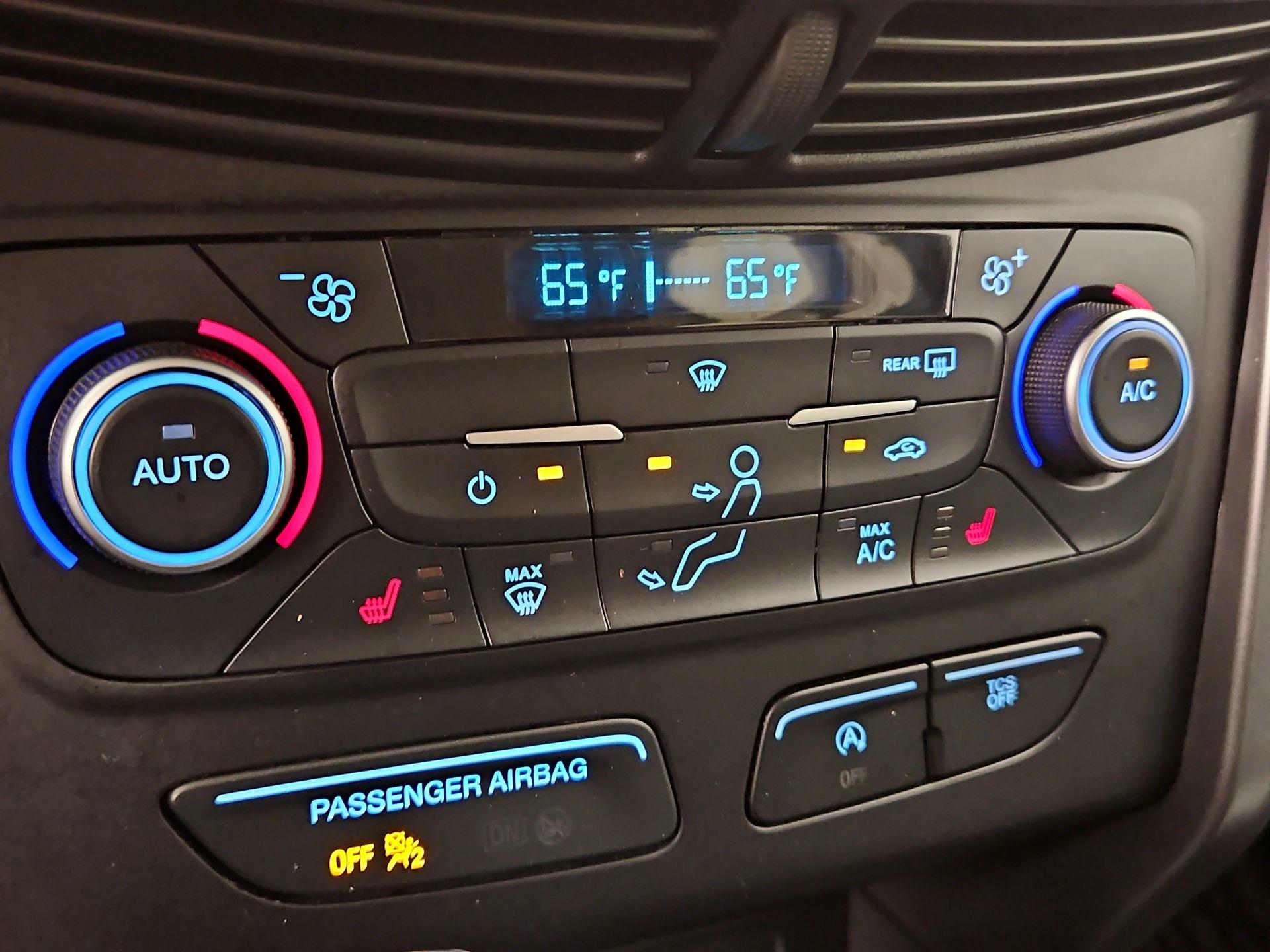 Thumbnail: 2018 Ford Escape - 16