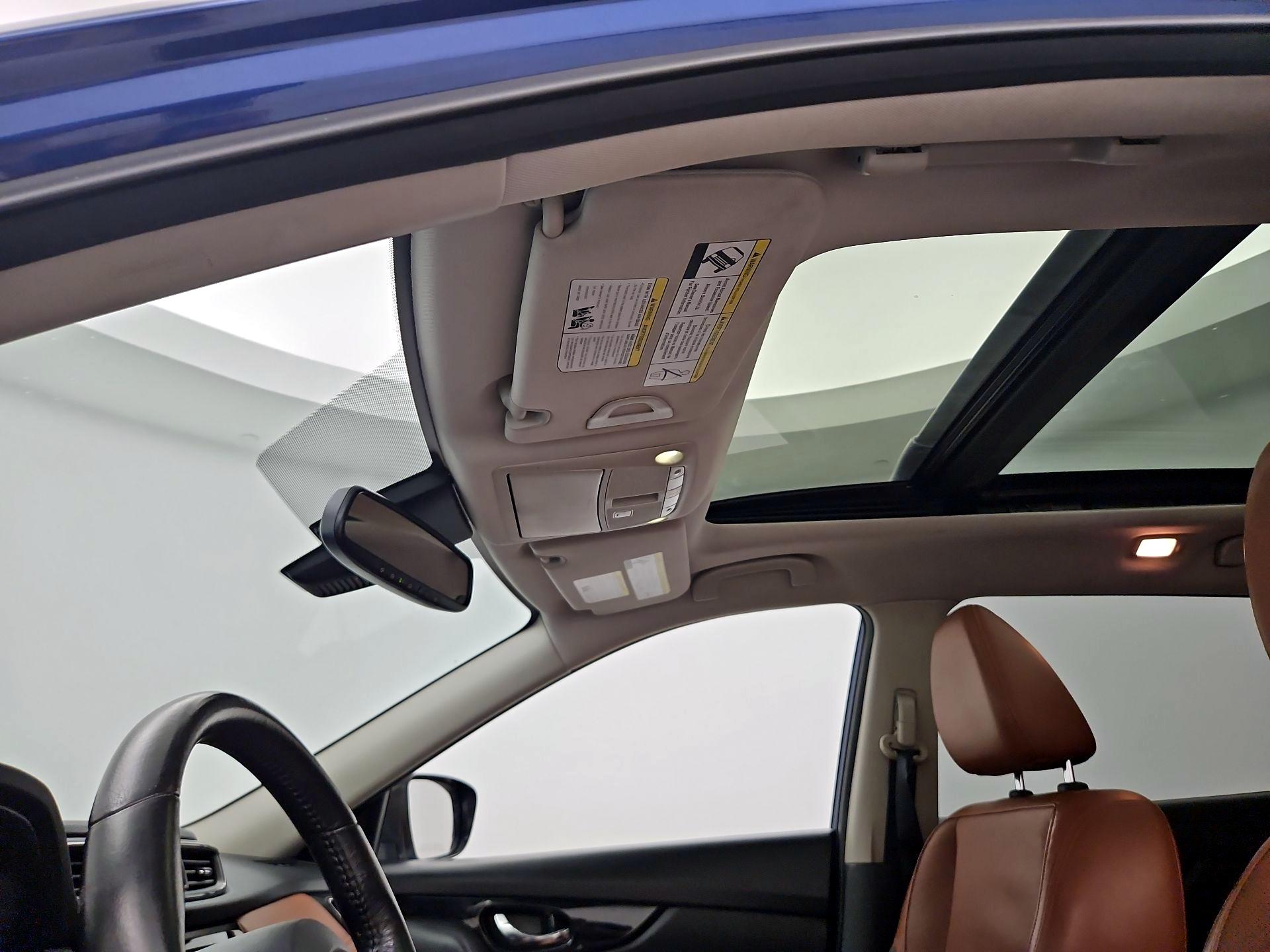 Thumbnail: 2018 Nissan Rogue - 19