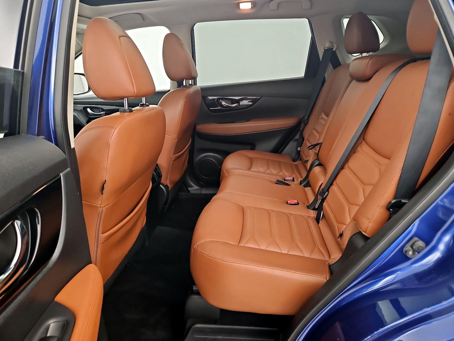 Thumbnail: 2018 Nissan Rogue - 20