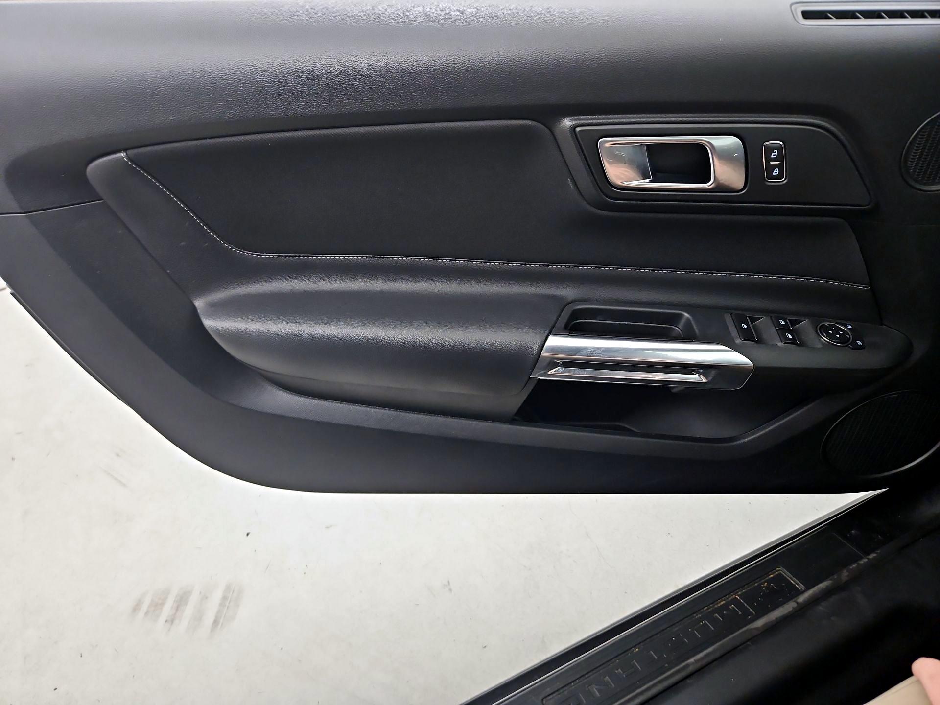 Thumbnail: 2020 Ford Mustang - 12