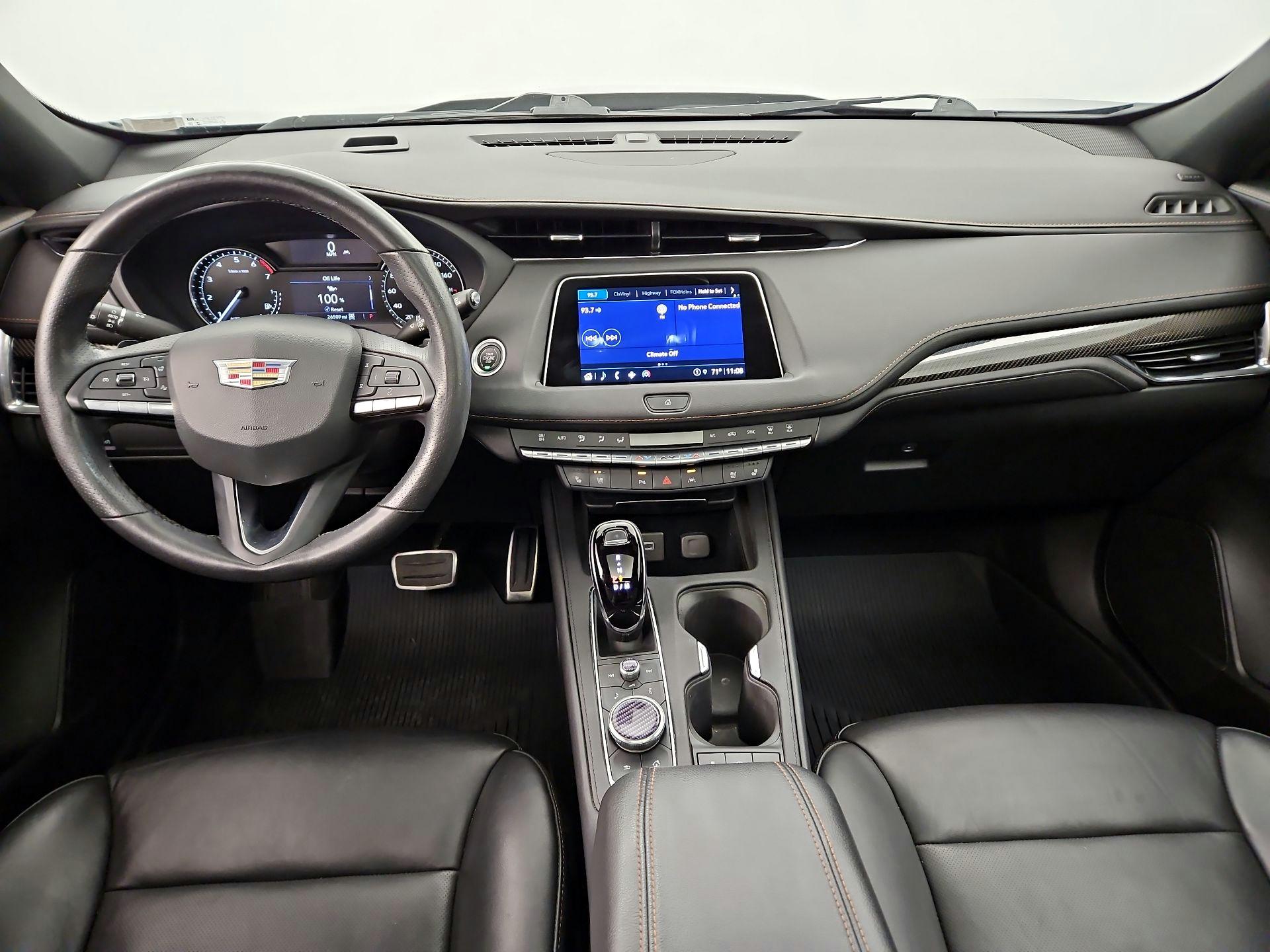 Thumbnail: 2023 Cadillac XT4 - 9