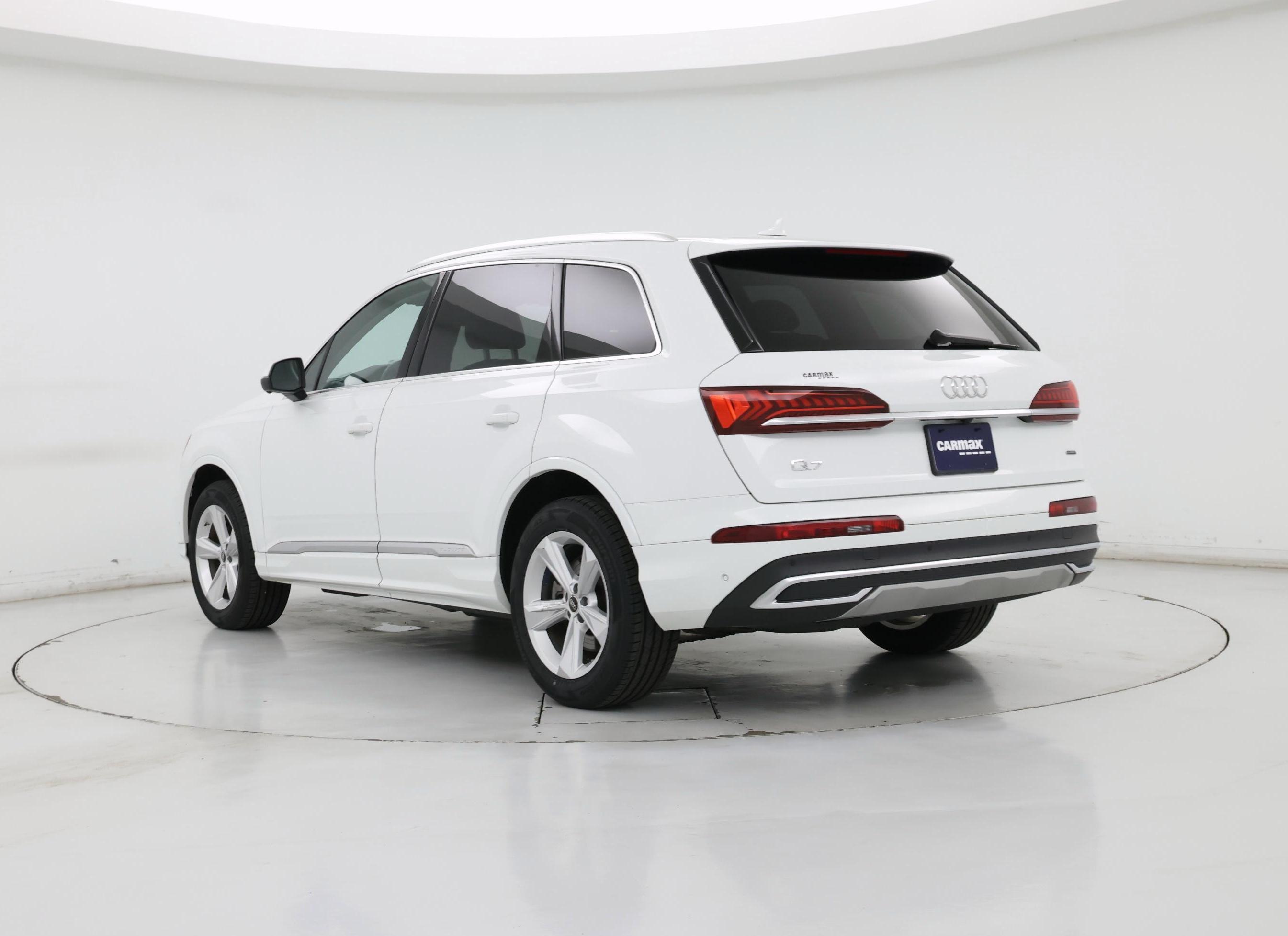 Thumbnail: 2022 Audi Q7 - 2