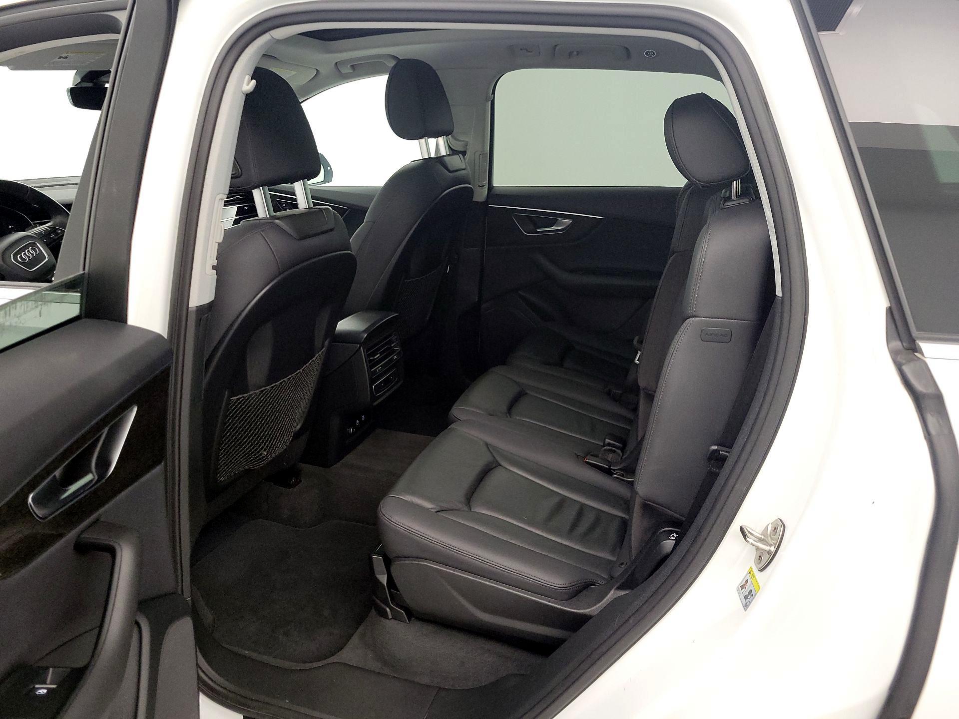 Thumbnail: 2022 Audi Q7 - 20