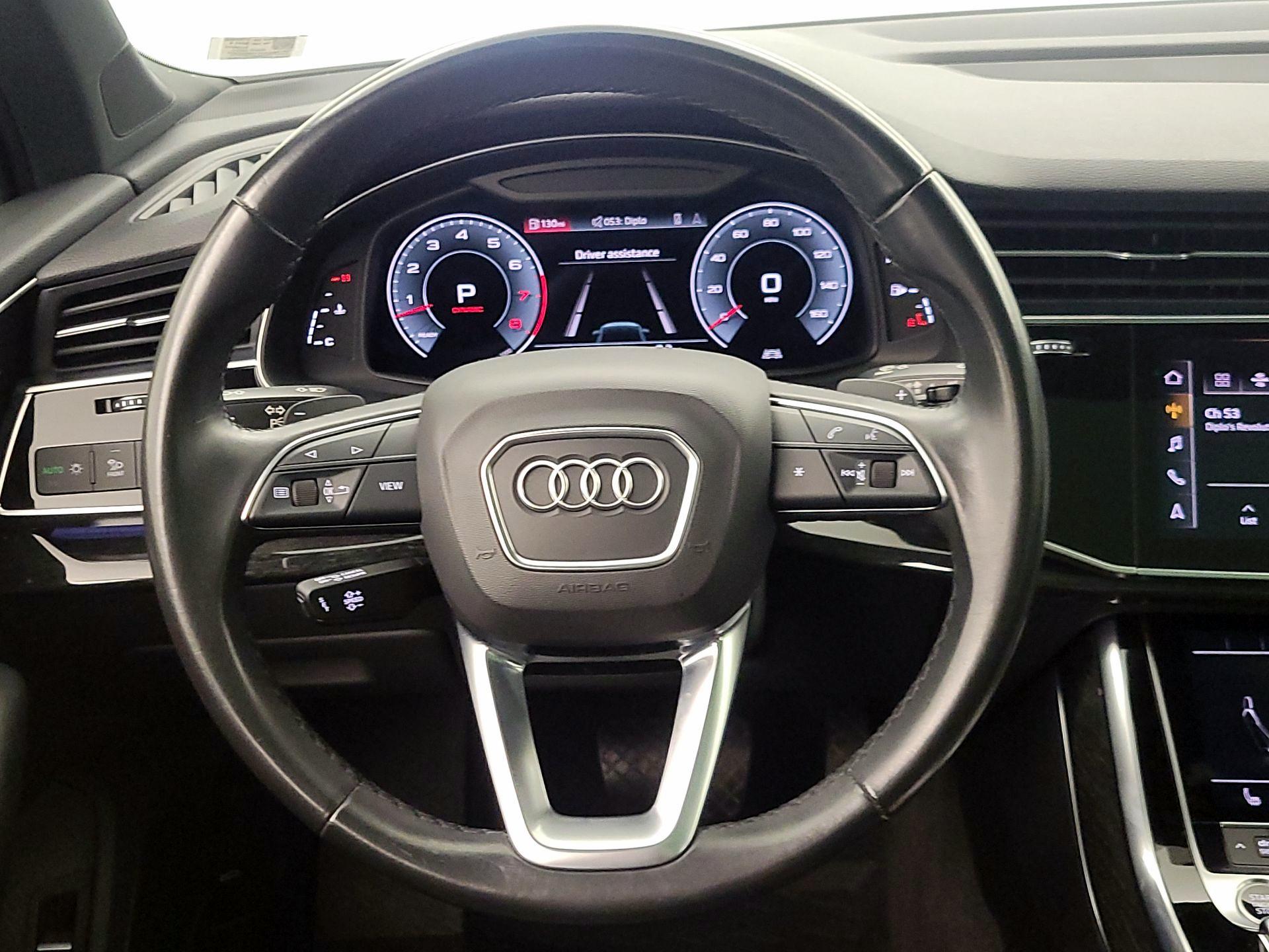 Thumbnail: 2021 Audi Q7 - 10