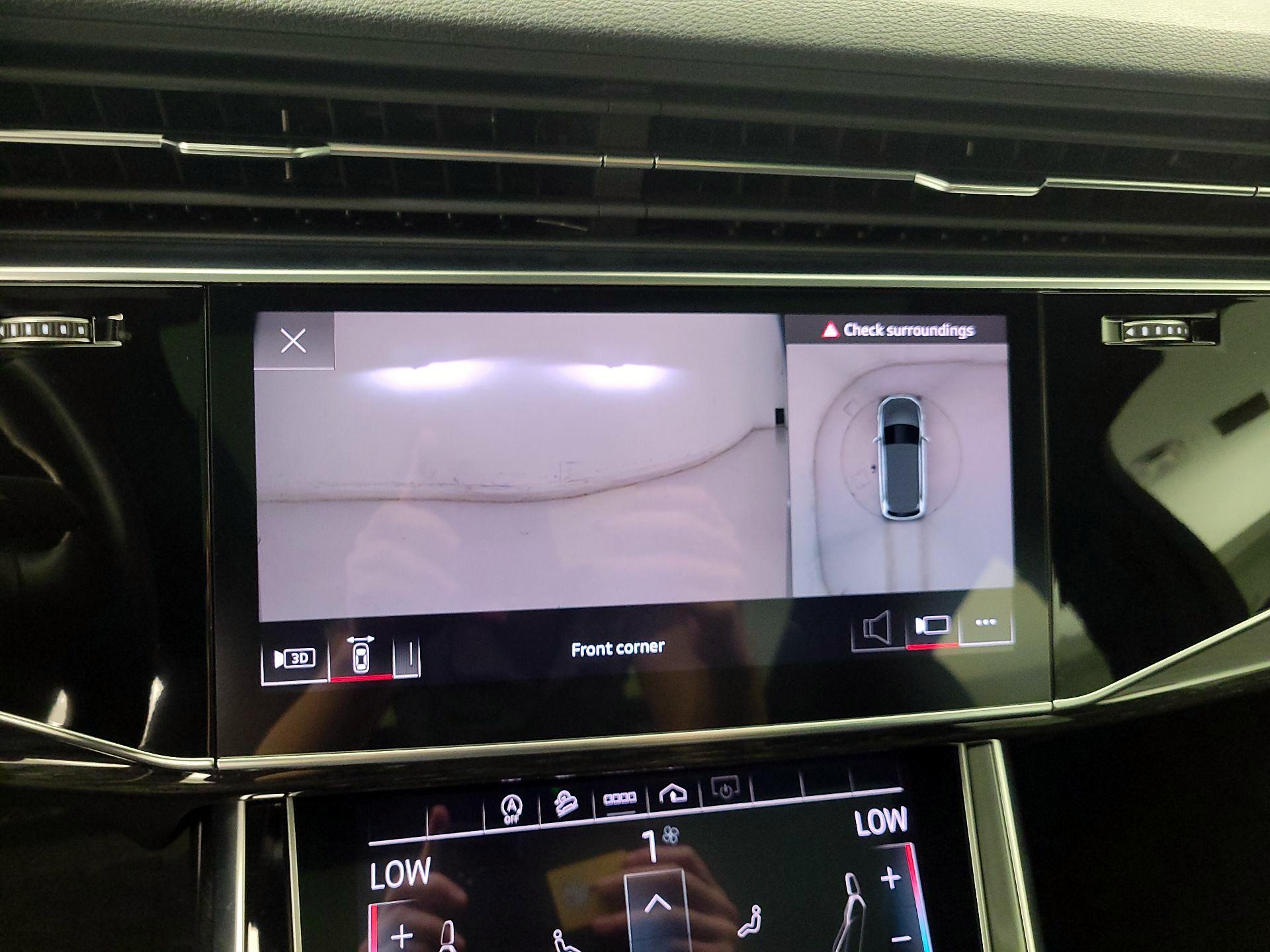 Thumbnail: 2021 Audi Q7 - 15