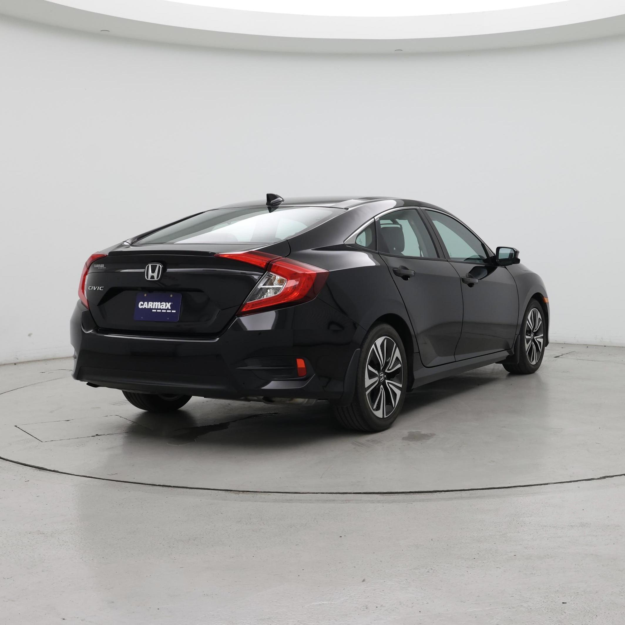Thumbnail: 2016 Honda Civic - 8