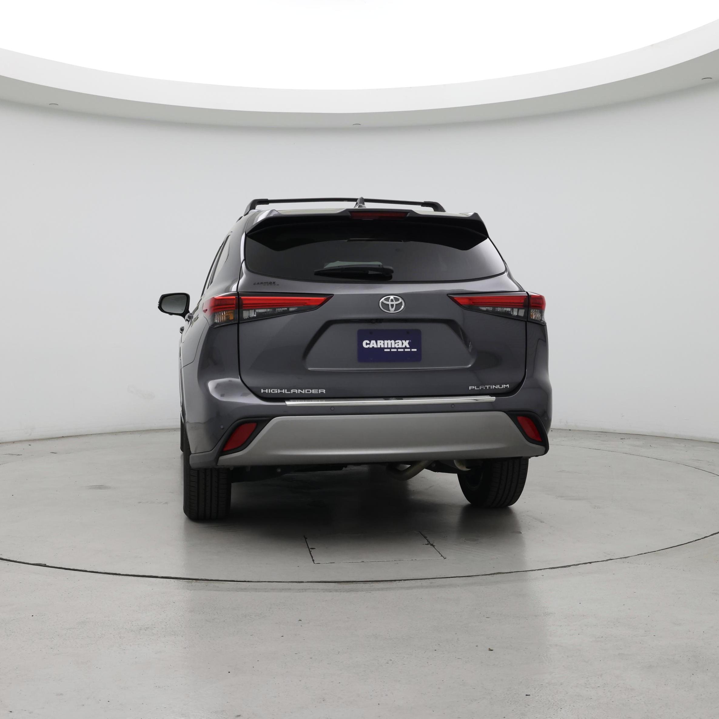 Thumbnail: 2023 Toyota Highlander - 6