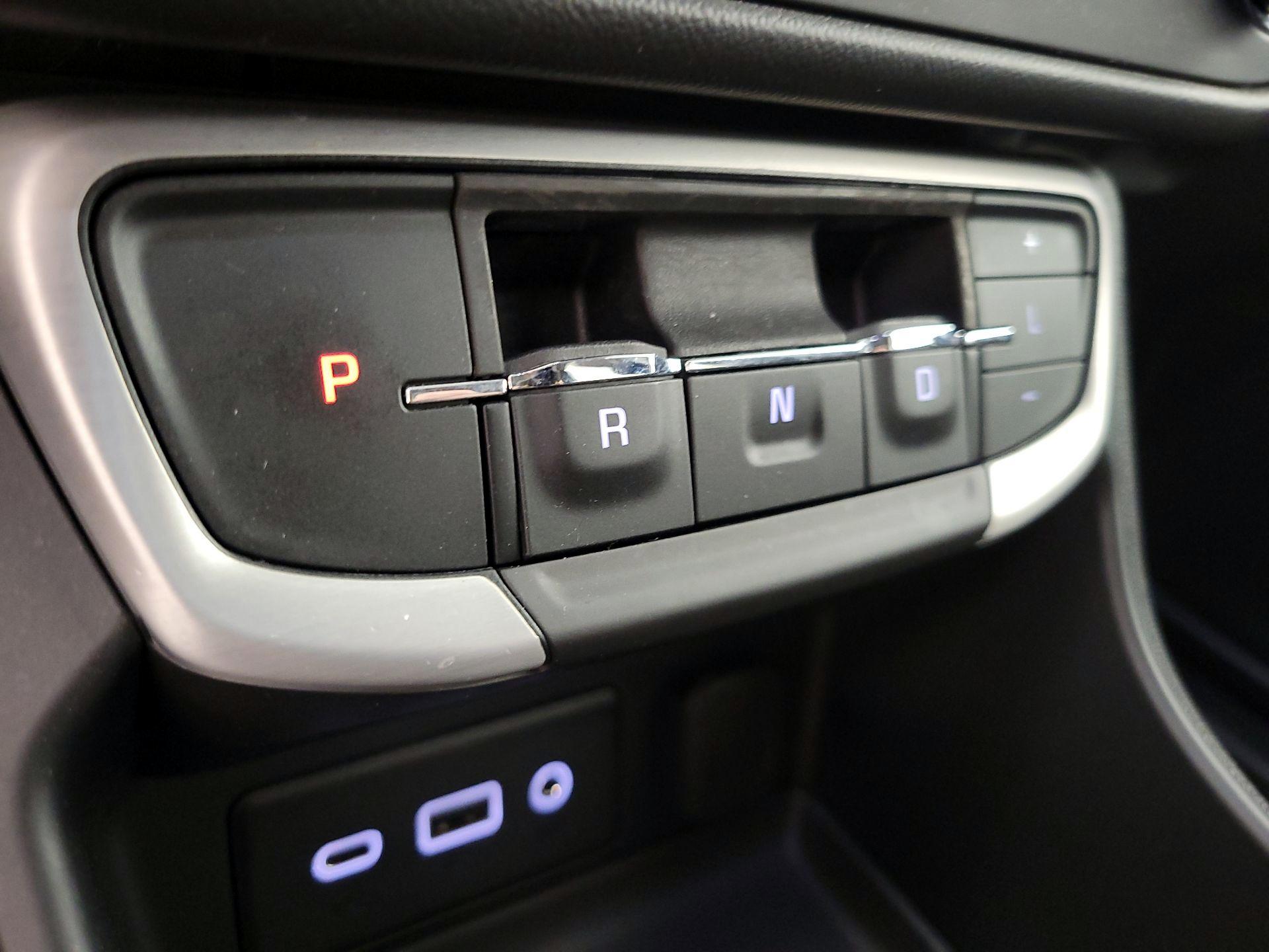 Thumbnail: 2023 GMC Terrain - 17