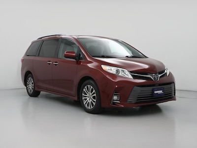 2020 Toyota Sienna XLE