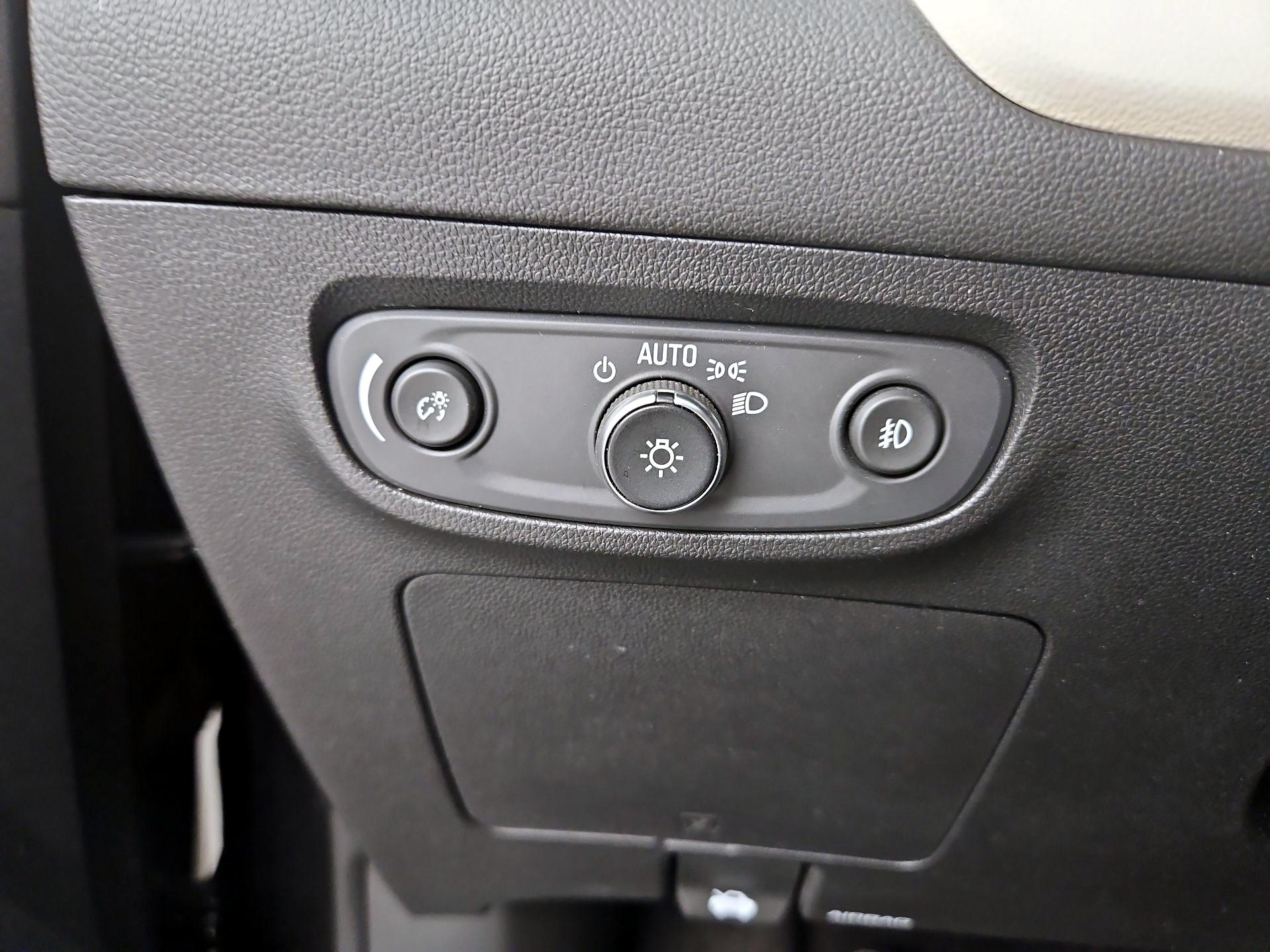 Thumbnail: 2021 Buick Encore GX - 13