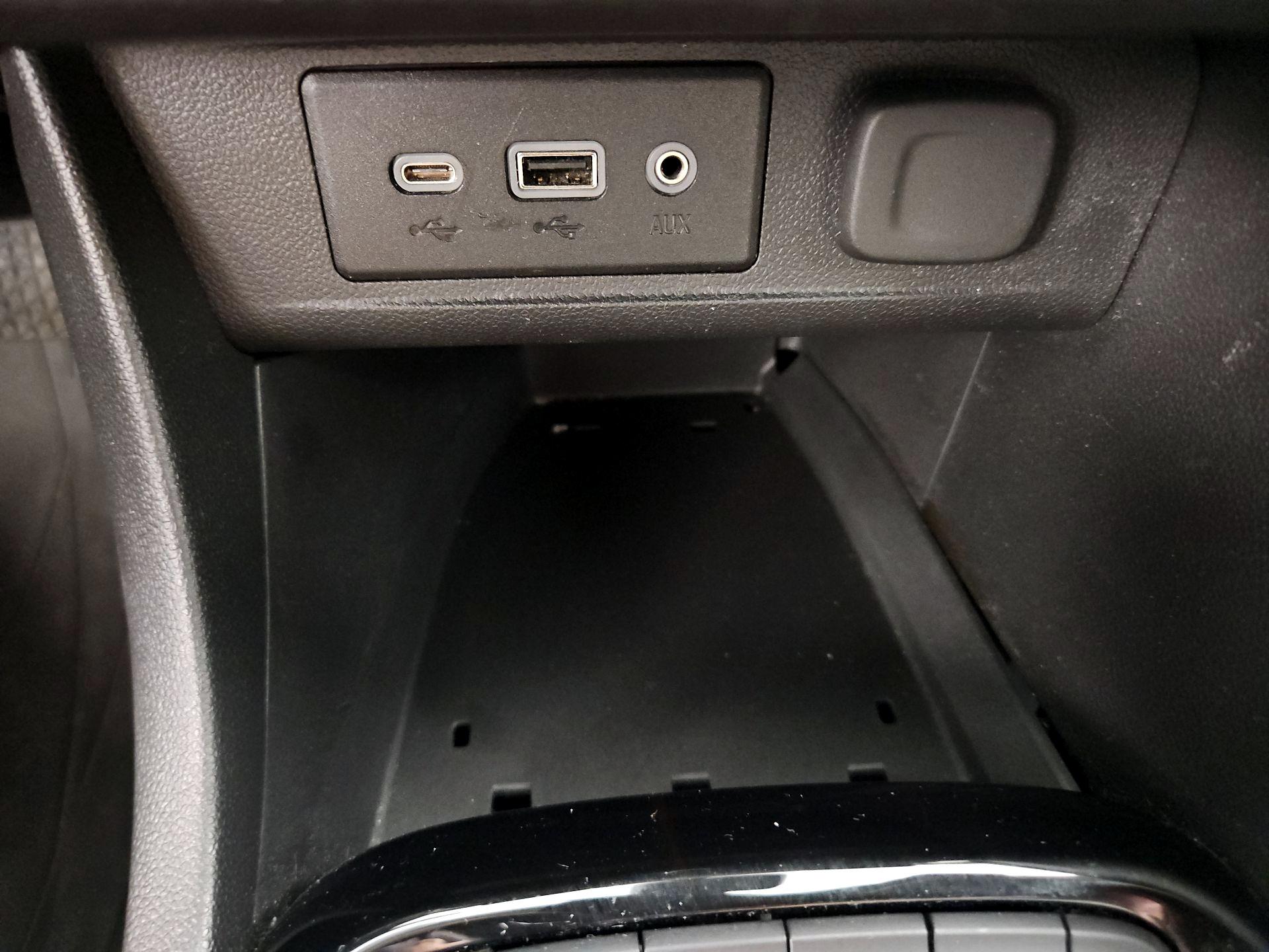 Thumbnail: 2021 Buick Encore GX - 18