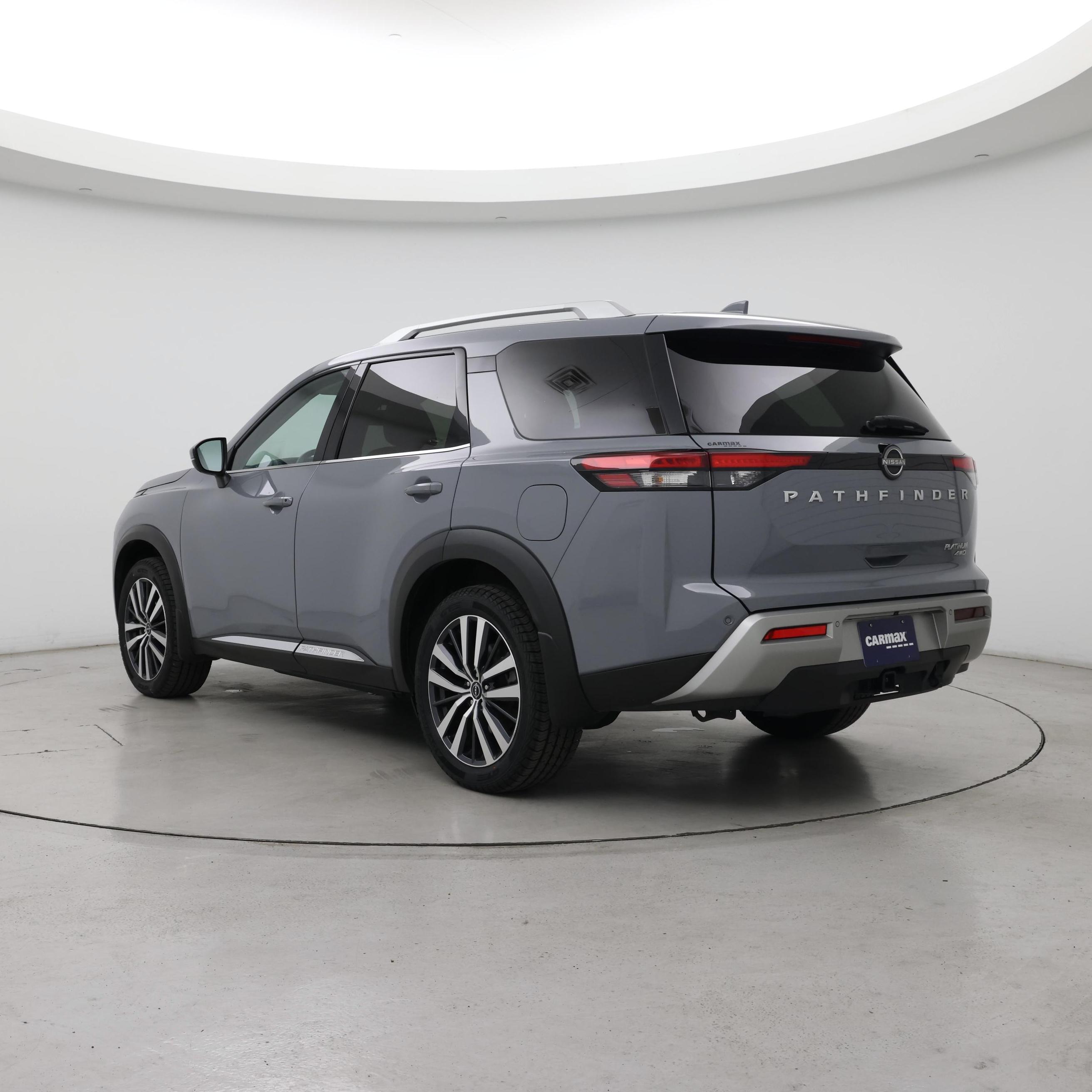 Thumbnail: 2022 Nissan Pathfinder - 2