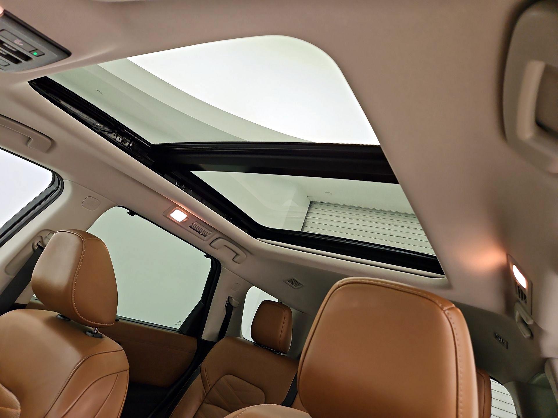 Thumbnail: 2022 Nissan Pathfinder - 19