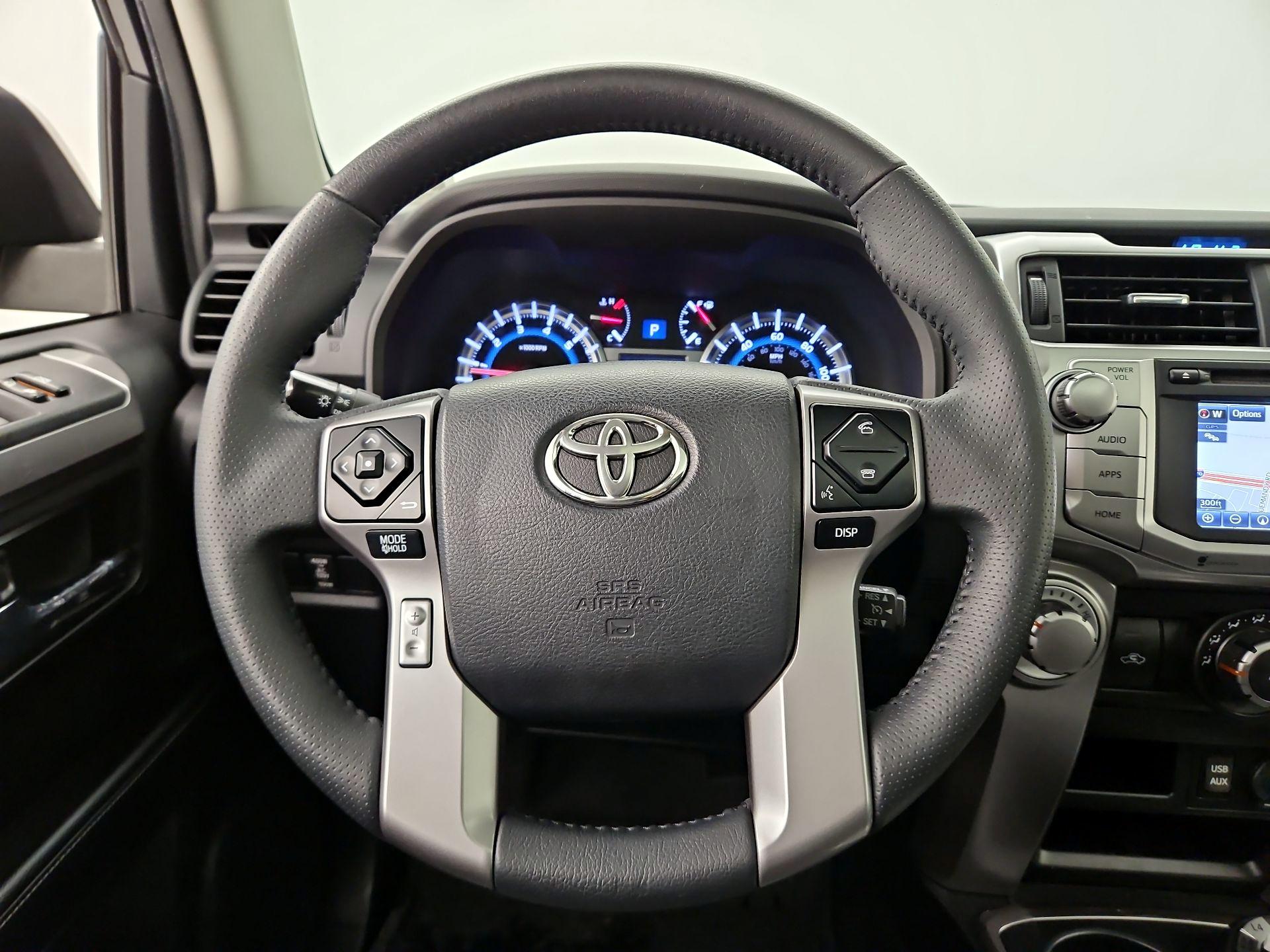 Thumbnail: 2018 Toyota 4Runner - 10