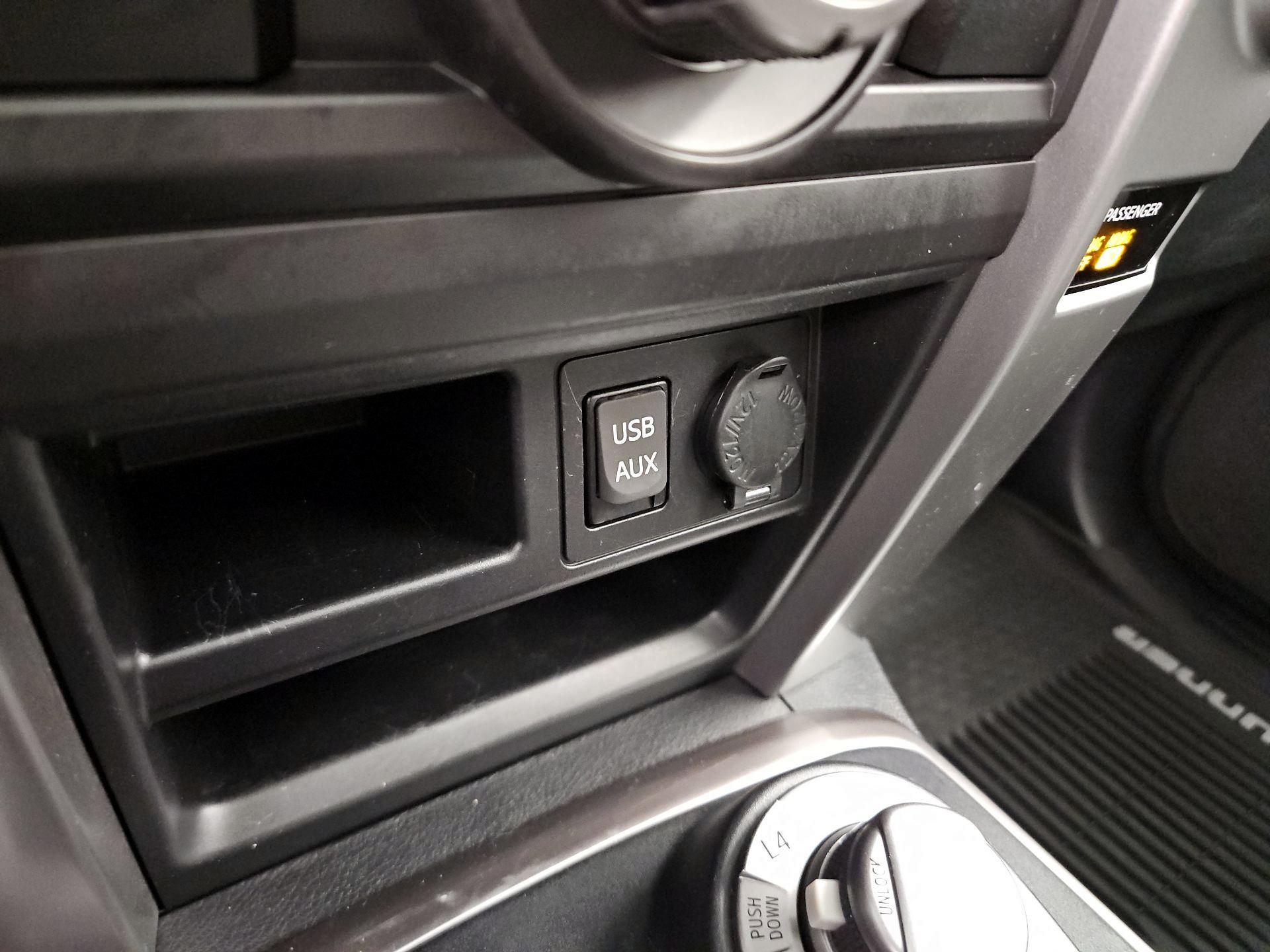 Thumbnail: 2018 Toyota 4Runner - 19