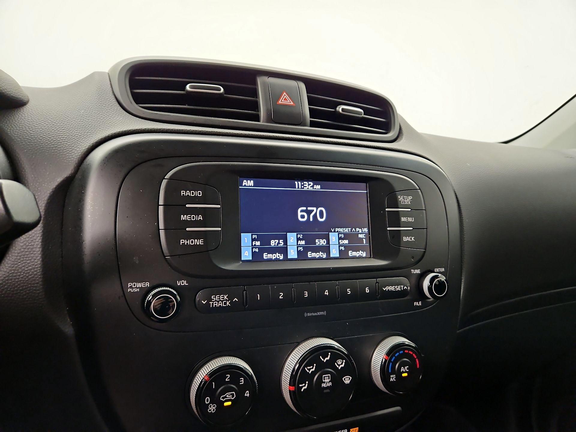 Thumbnail: 2018 Kia Soul - 14