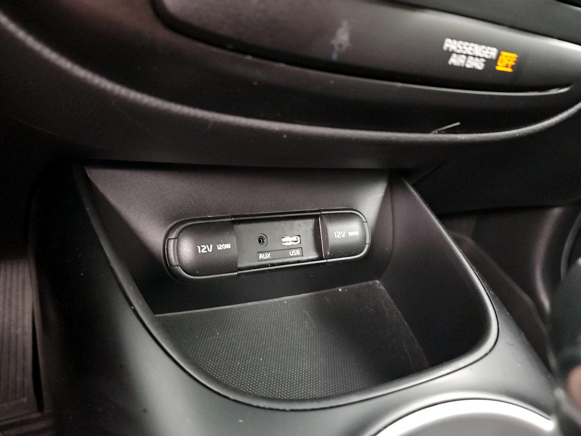 Thumbnail: 2018 Kia Soul - 17