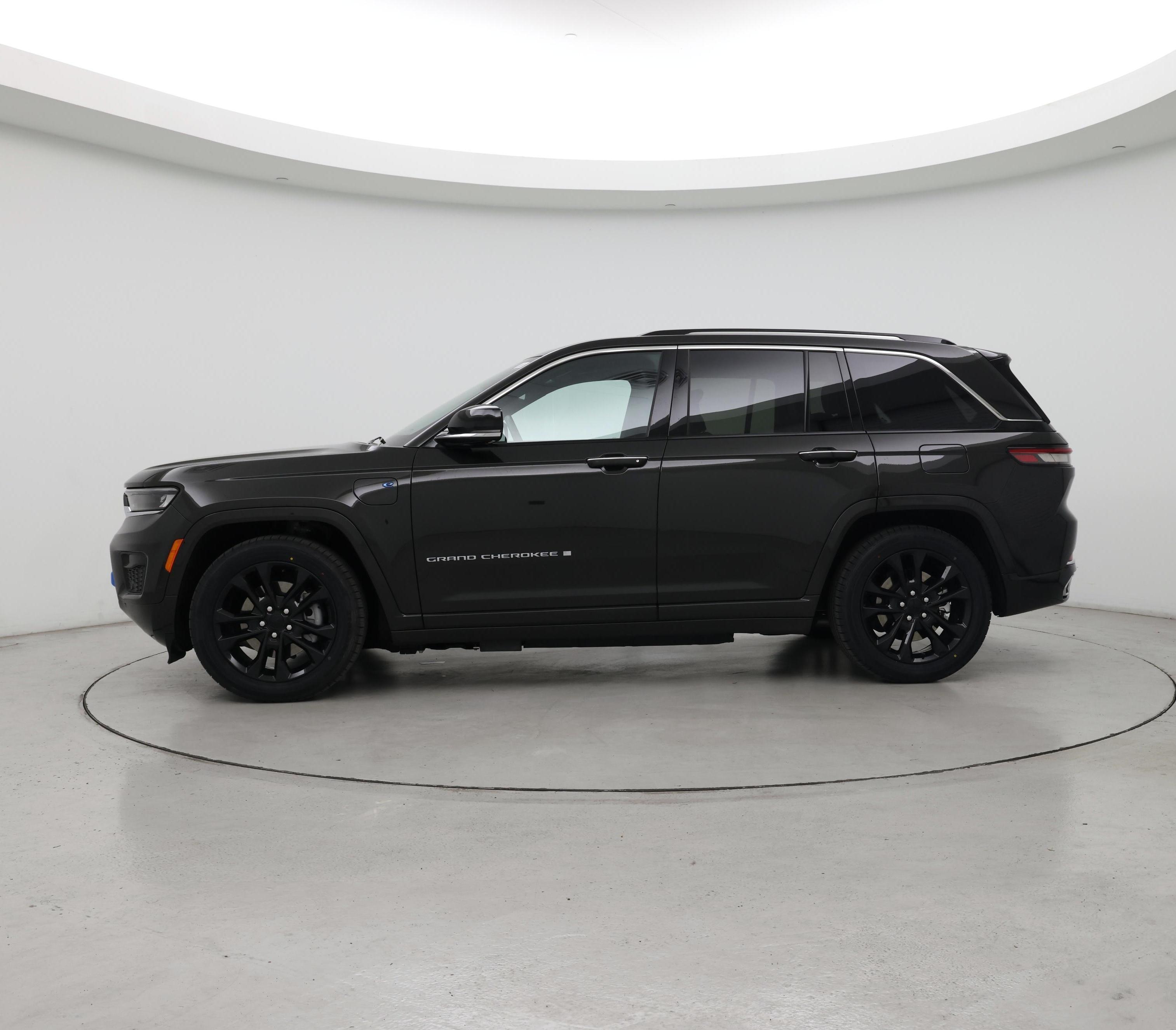 Thumbnail: 2023 Jeep Grand Cherokee - 3