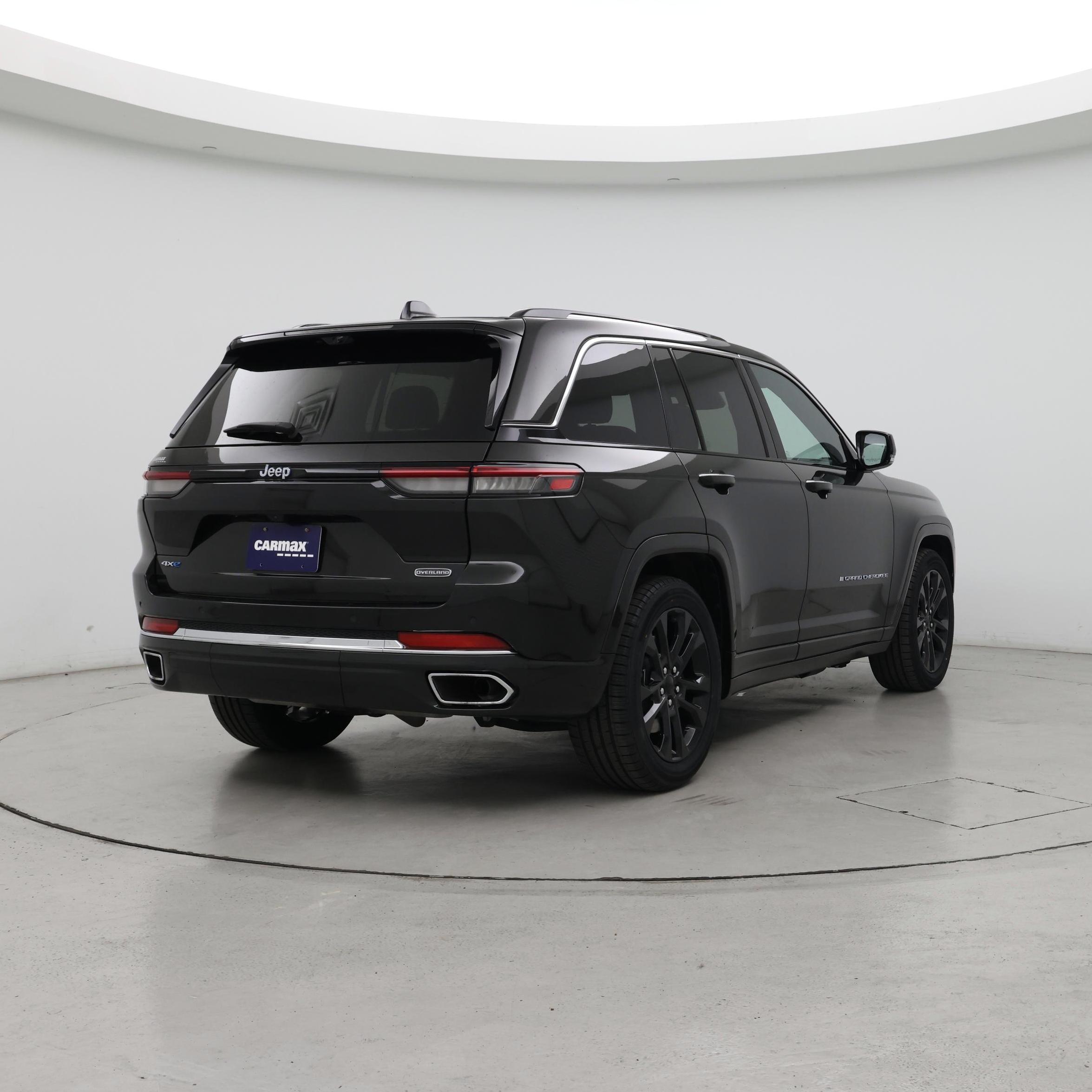 Thumbnail: 2023 Jeep Grand Cherokee - 8