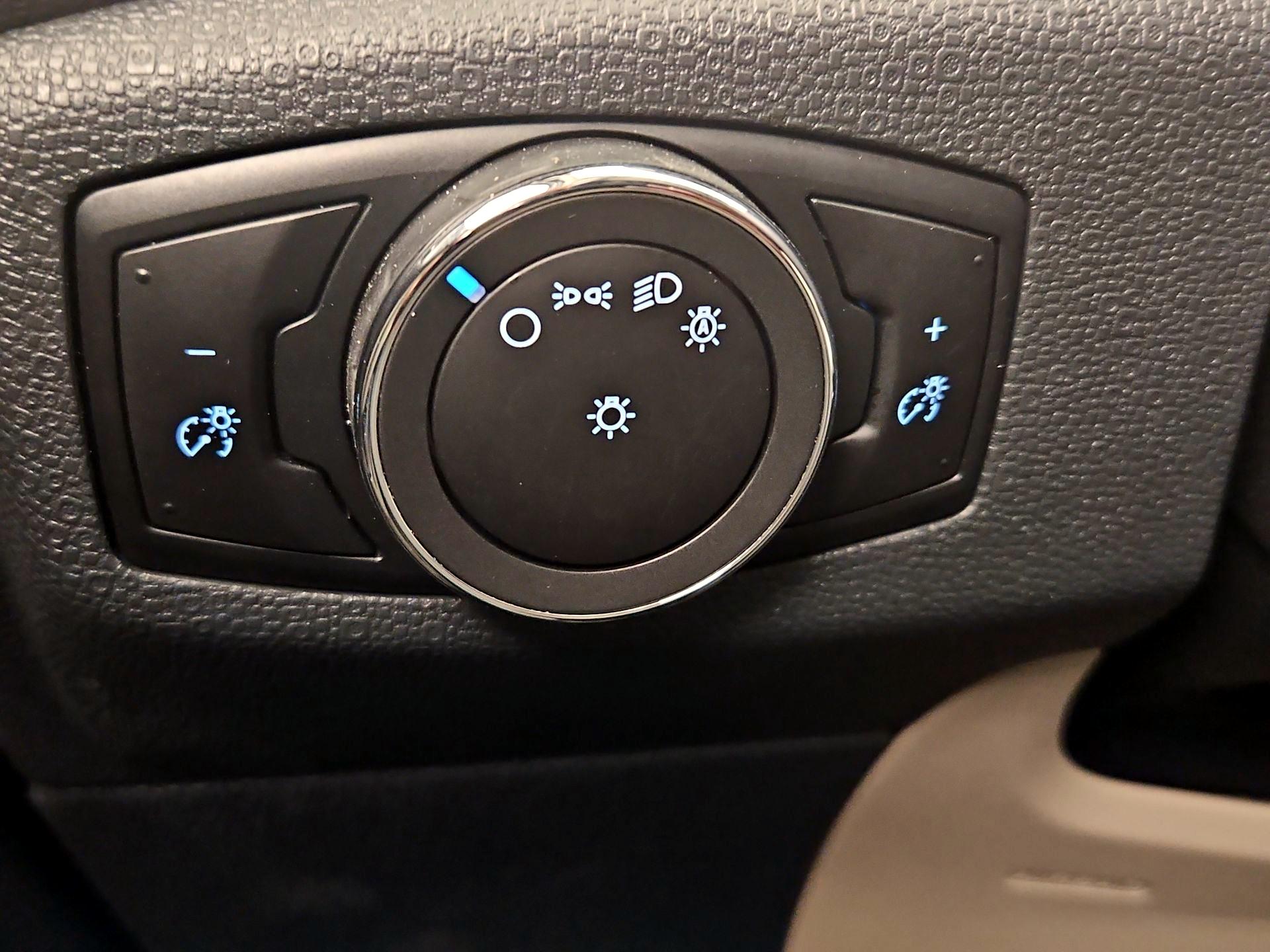 Thumbnail: 2022 Ford EcoSport - 13