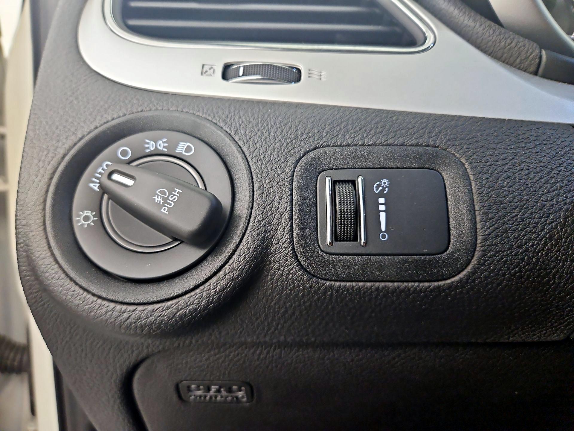 Thumbnail: 2016 Dodge Journey - 13