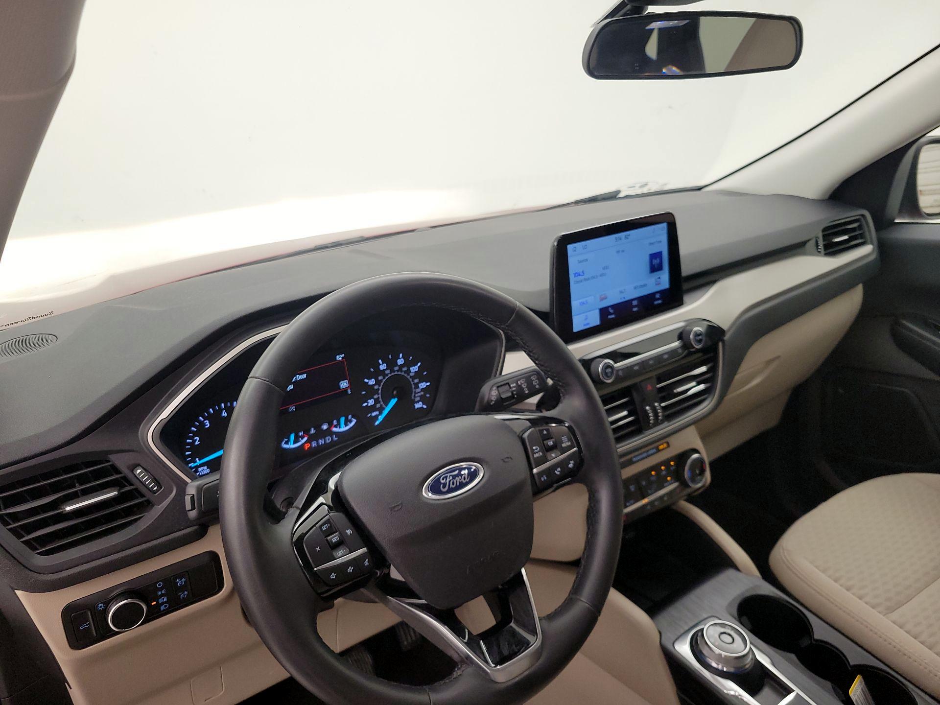 Thumbnail: 2022 Ford Escape - 9