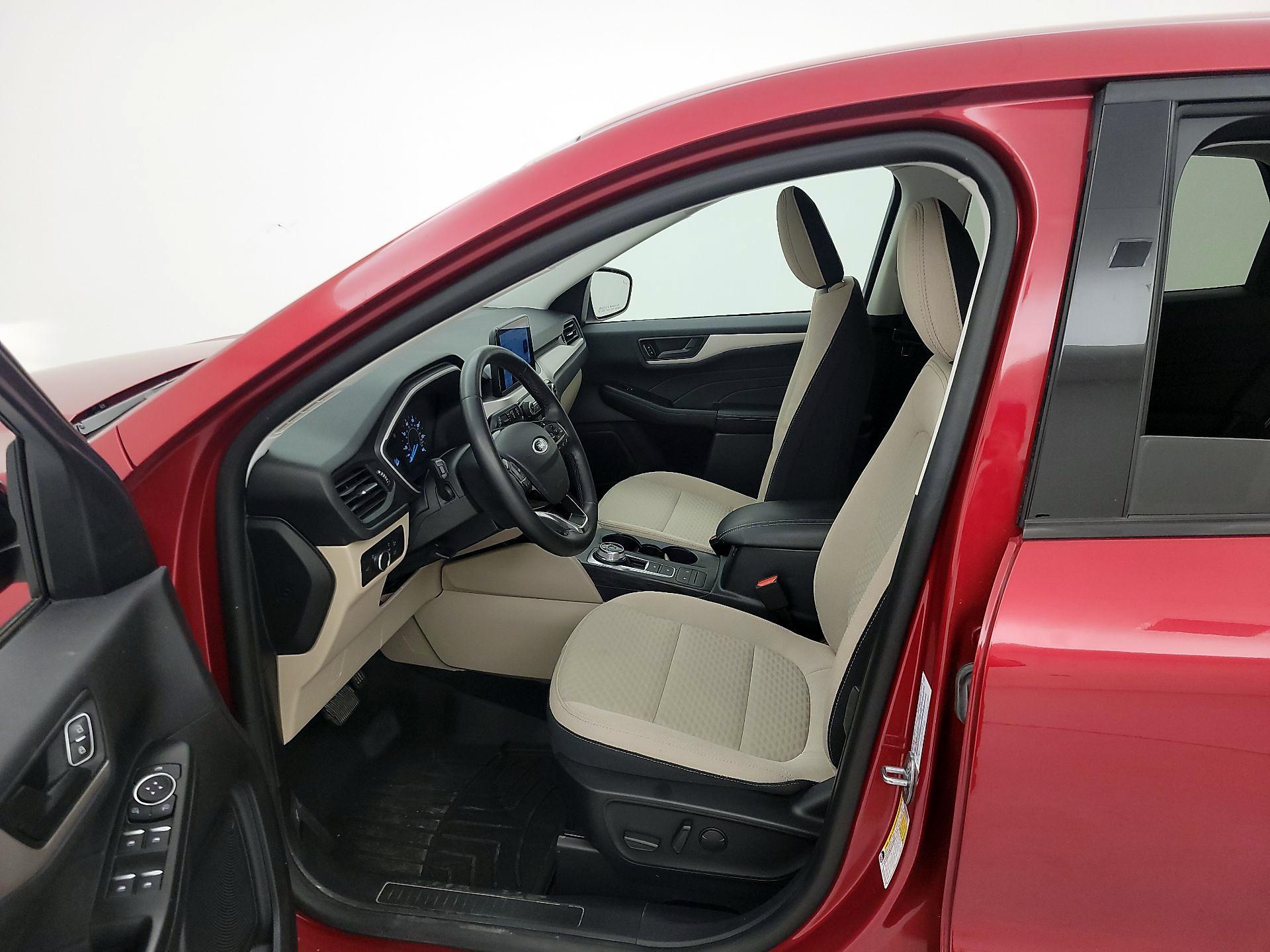 Thumbnail: 2022 Ford Escape - 11