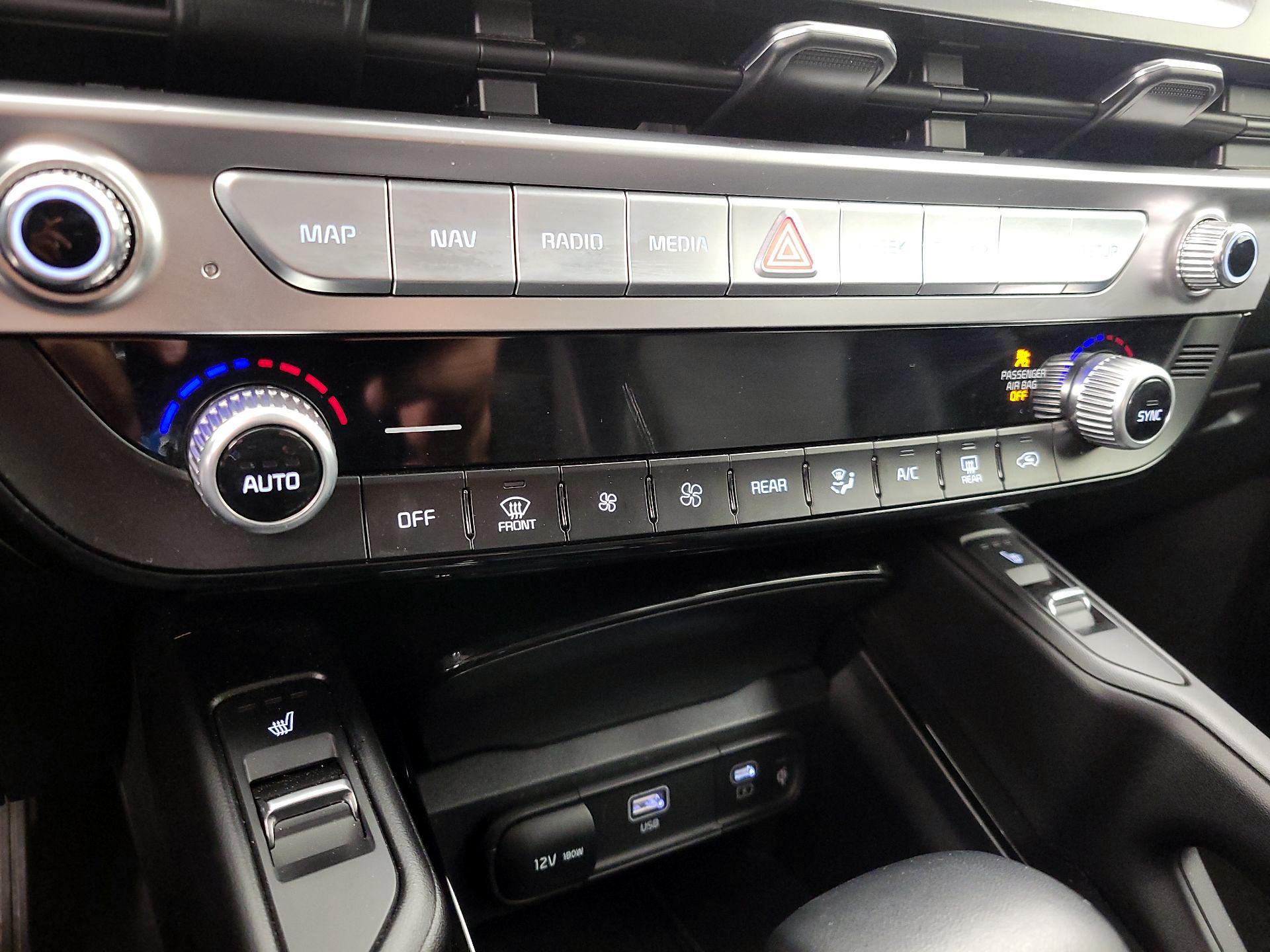 Thumbnail: 2025 Kia Telluride - 17