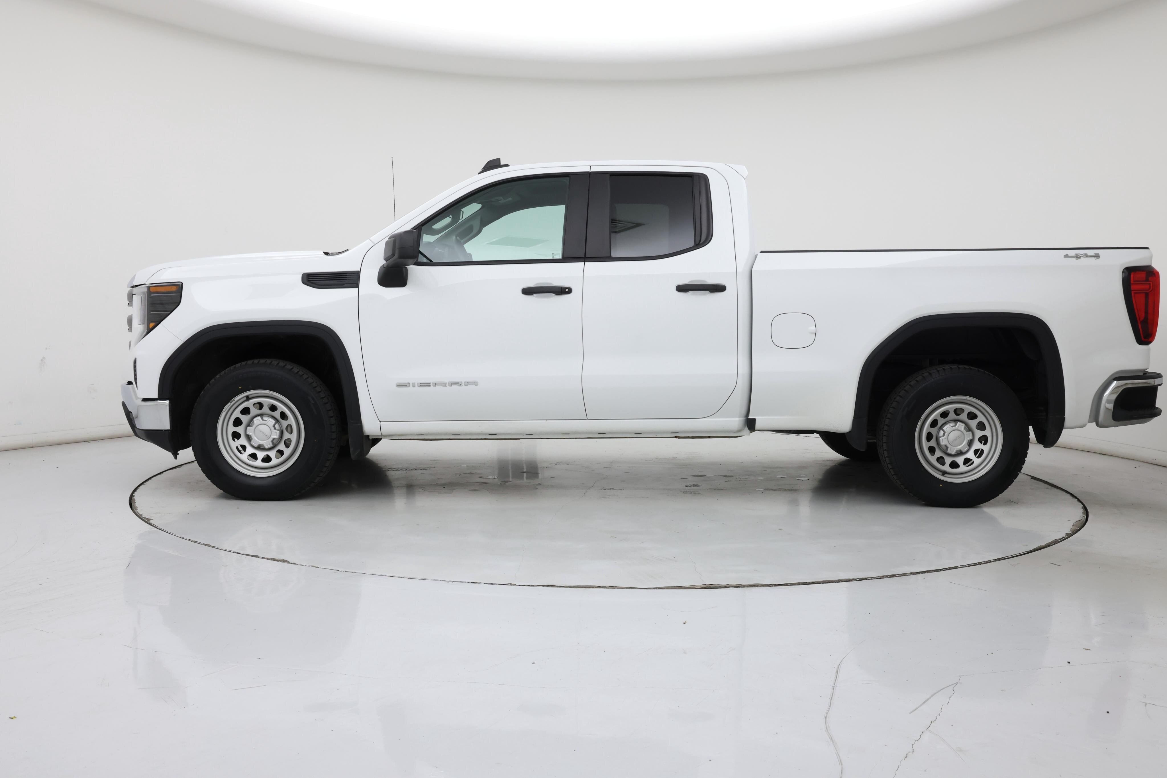 Thumbnail: 2024 GMC Sierra 1500 - 3