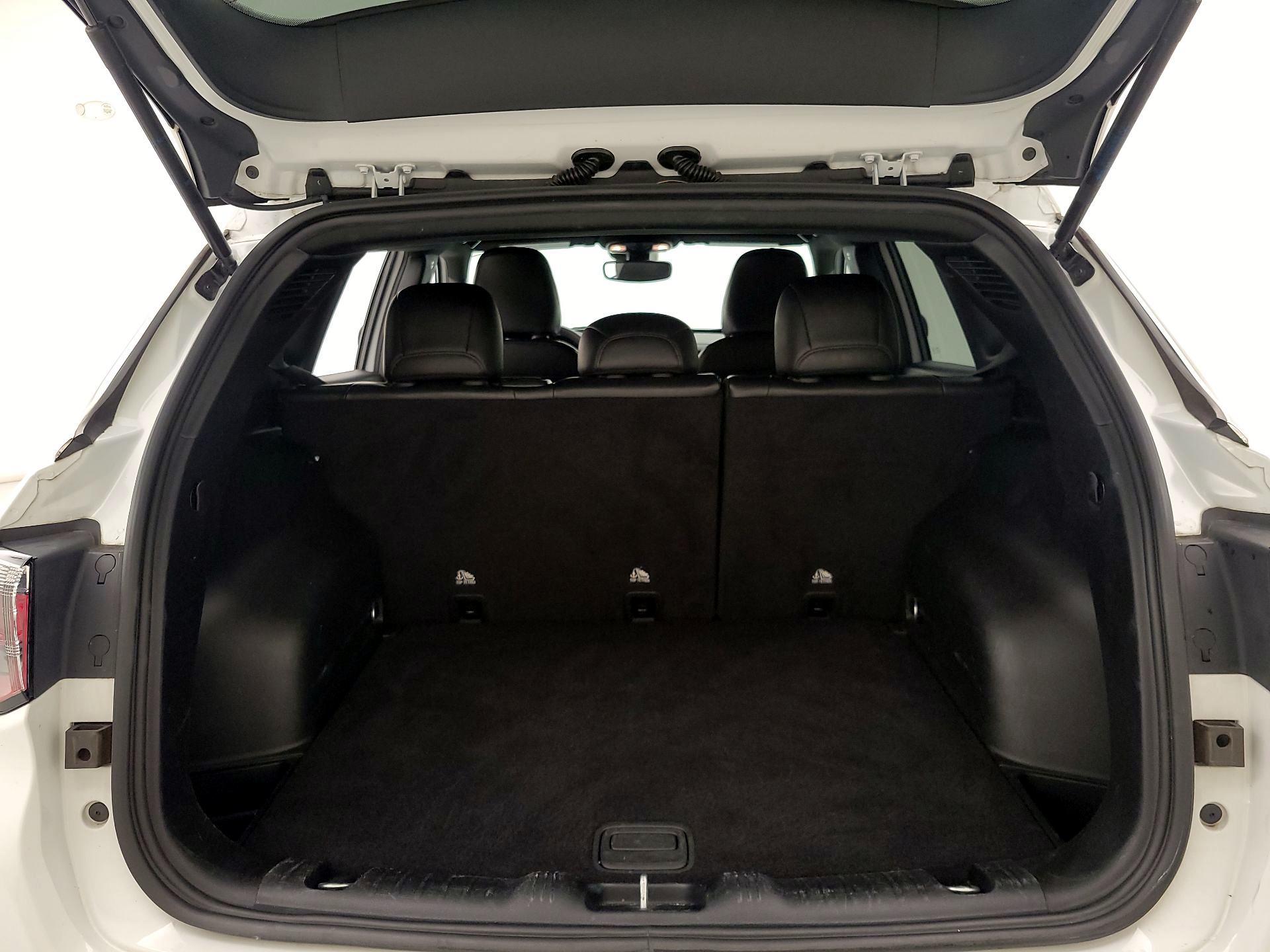 Thumbnail: 2023 Jeep Compass - 20