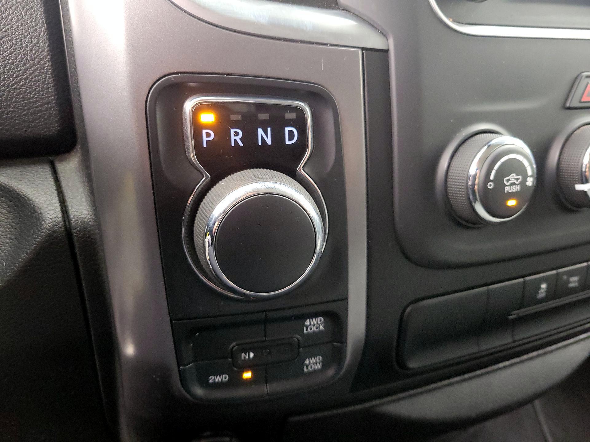 Thumbnail: 2024 RAM 1500 Classic - 17