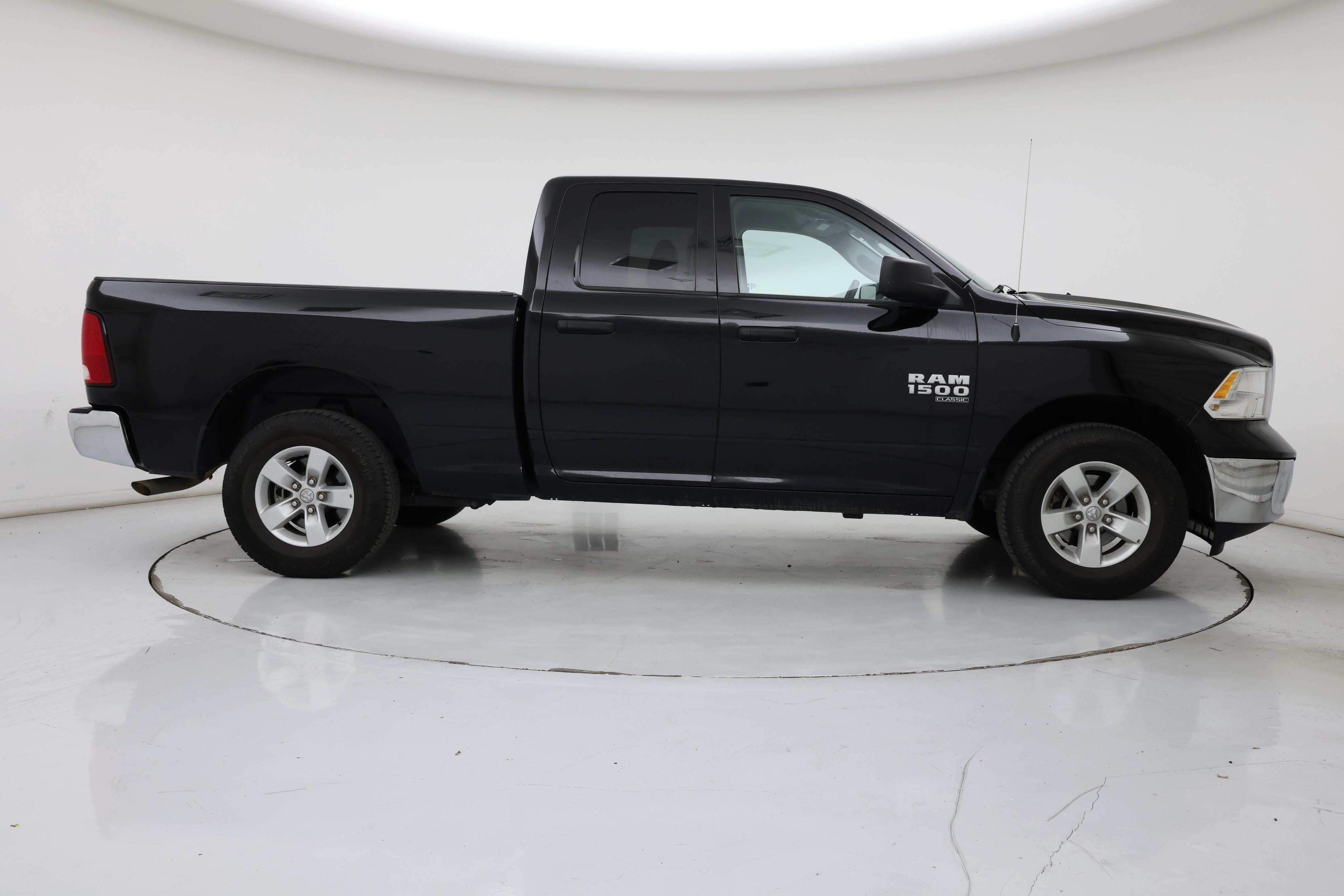 Thumbnail: 2024 RAM 1500 Classic - 7