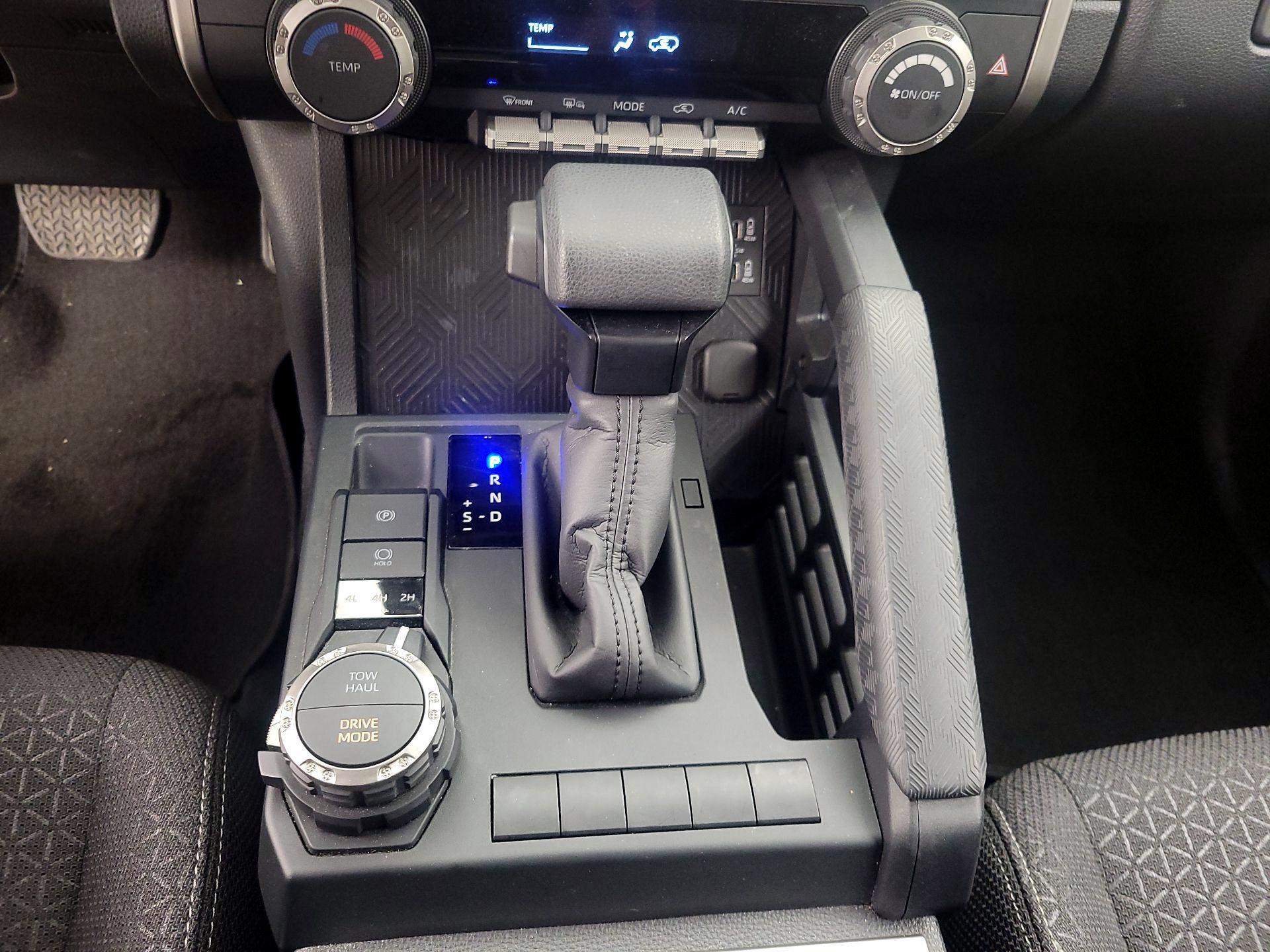 Thumbnail: 2025 Toyota 4Runner - 17