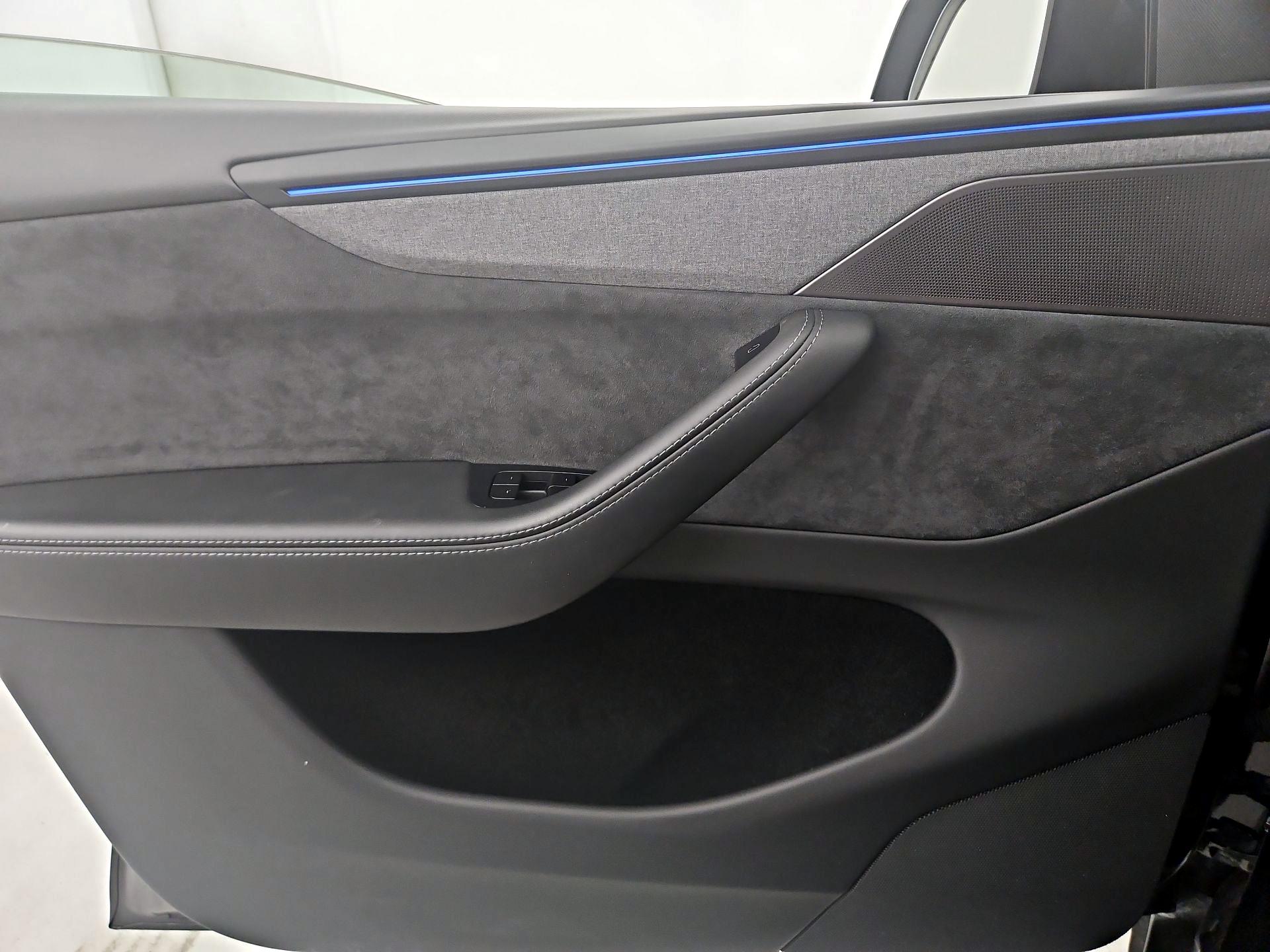 Thumbnail: 2026 Tesla Model Y - 12