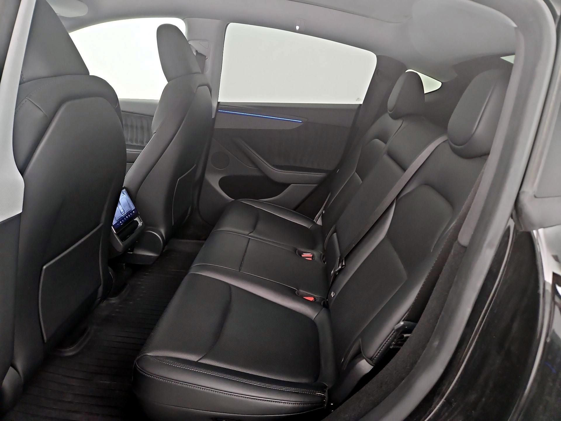 Thumbnail: 2026 Tesla Model Y - 19