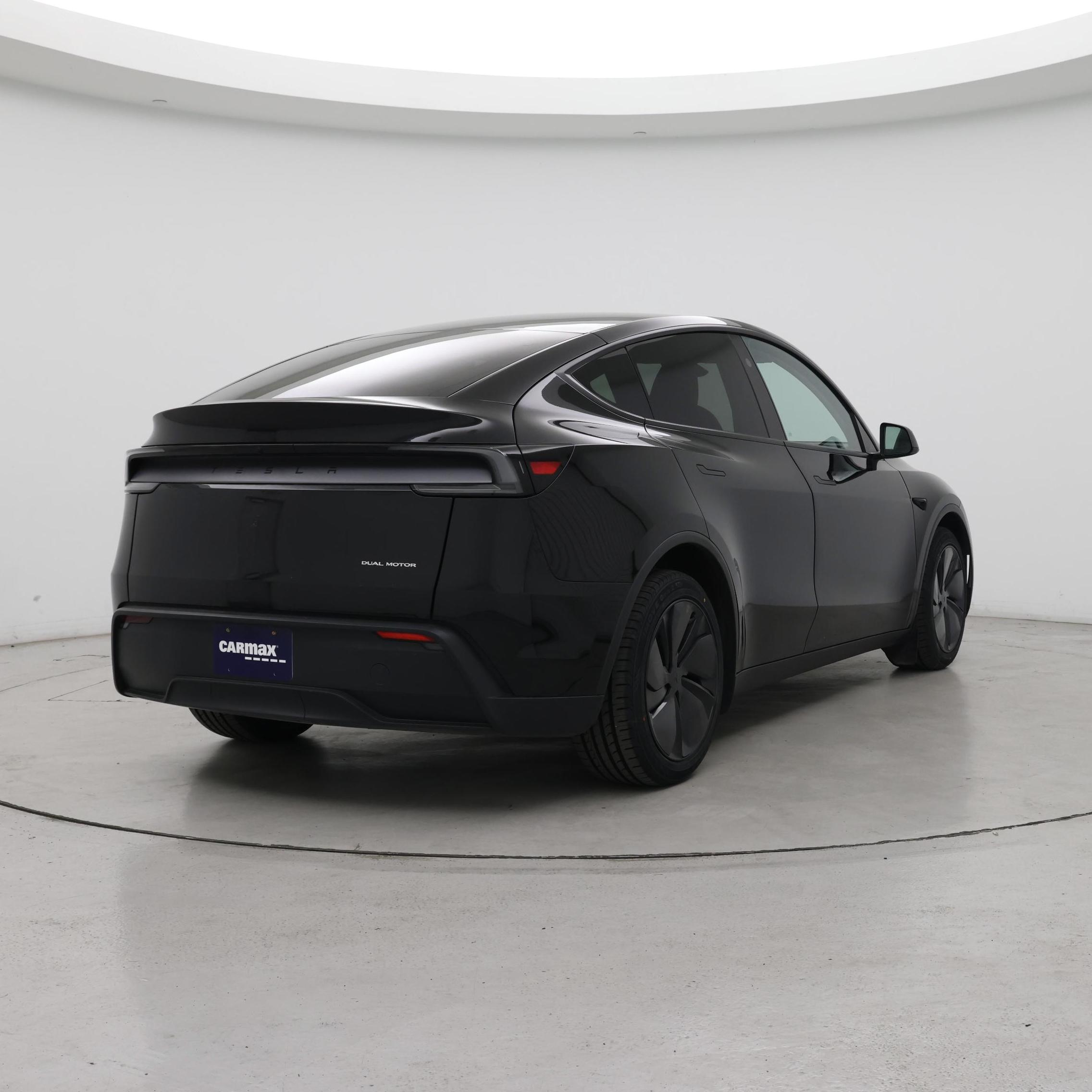 Thumbnail: 2026 Tesla Model Y - 8