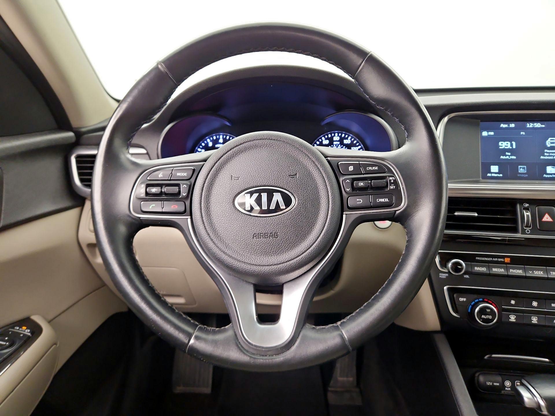 Thumbnail: 2018 Kia Optima - 10